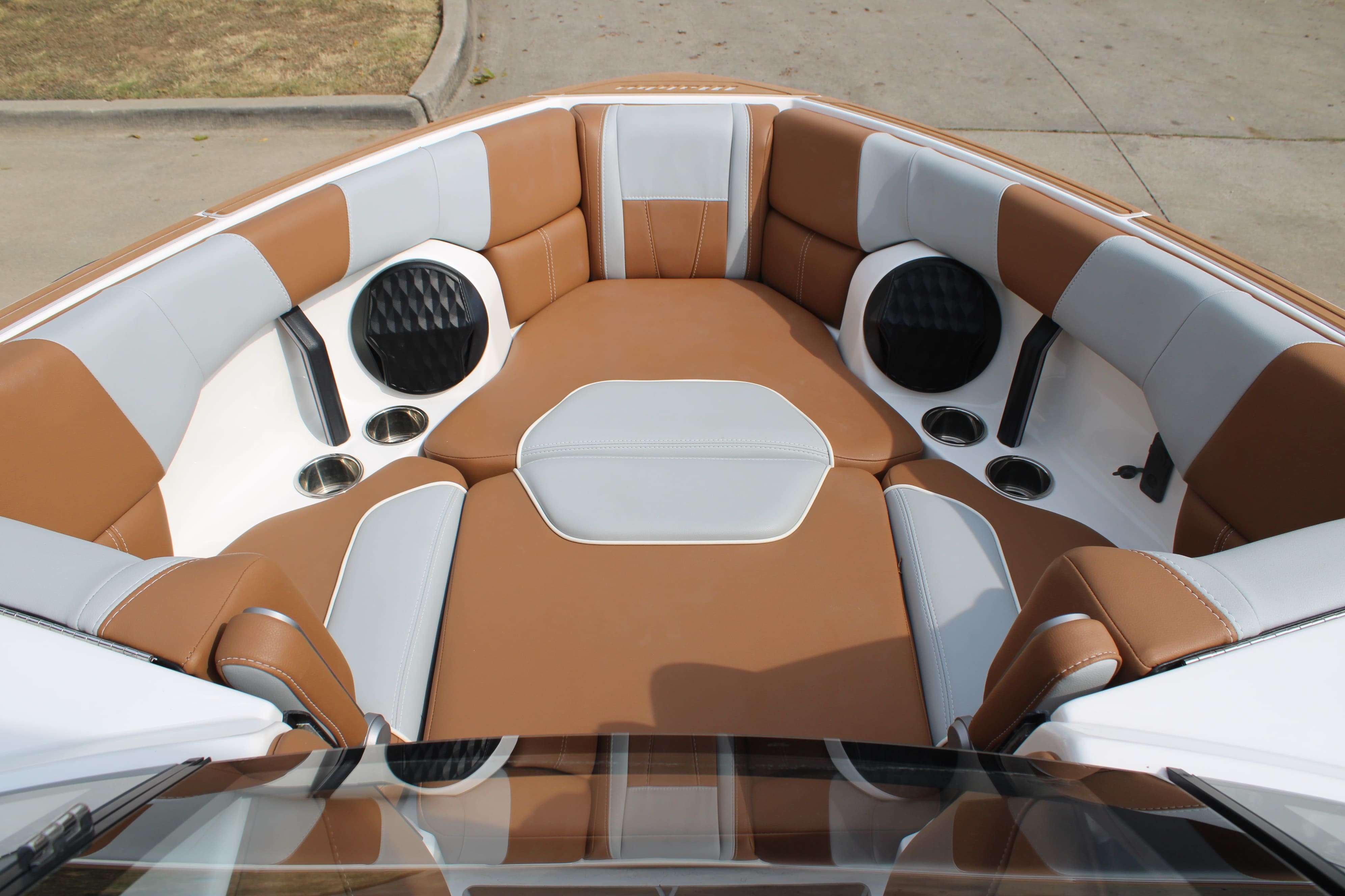 2023 Malibu Boats Wakesetter 23 LSV-19