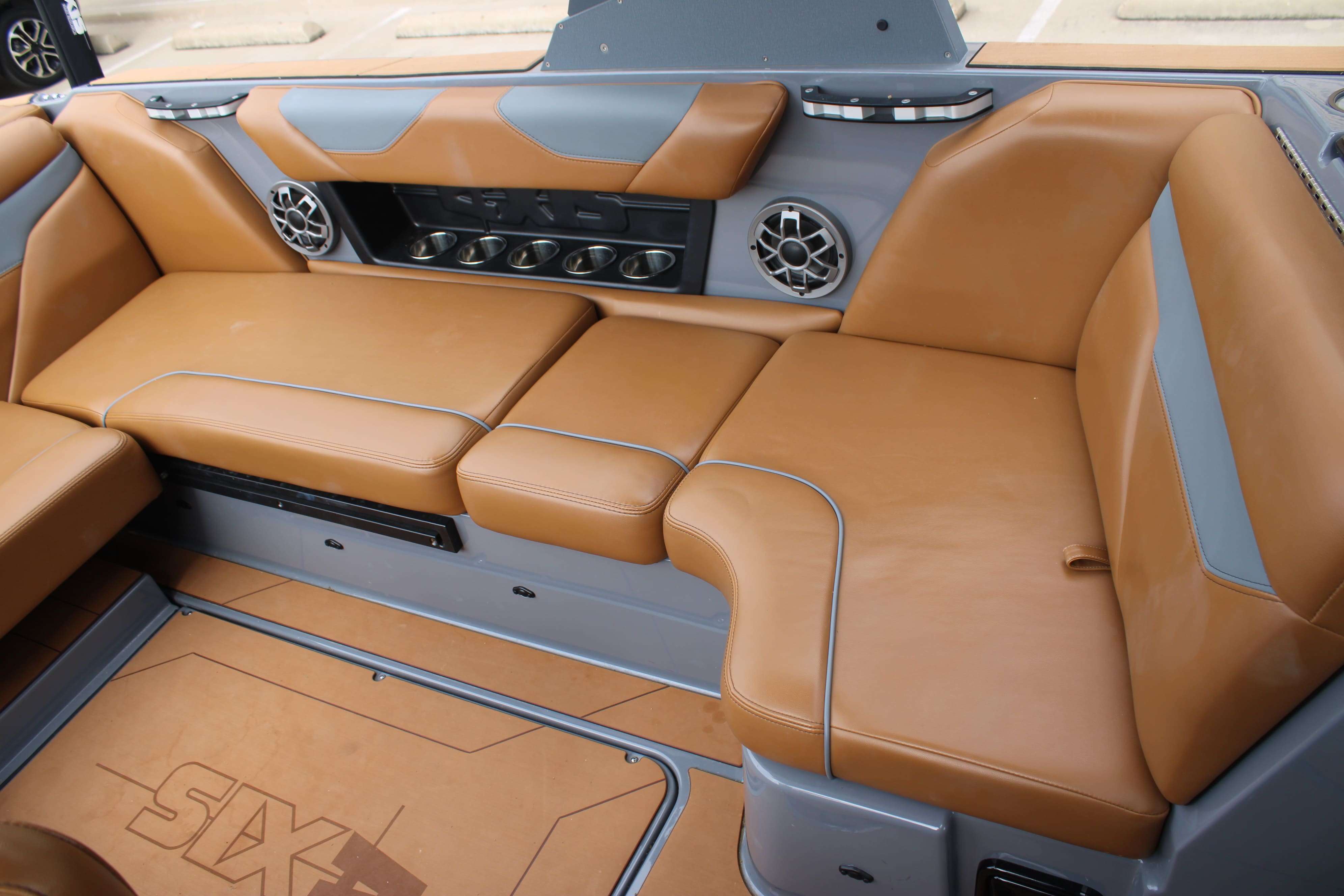 2021 Axis Wake Research Core Series A22-16