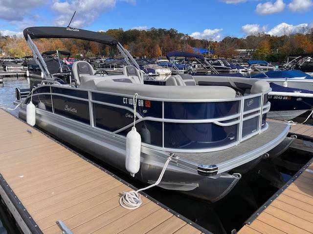 2025 Barletta C22UC0 Boat