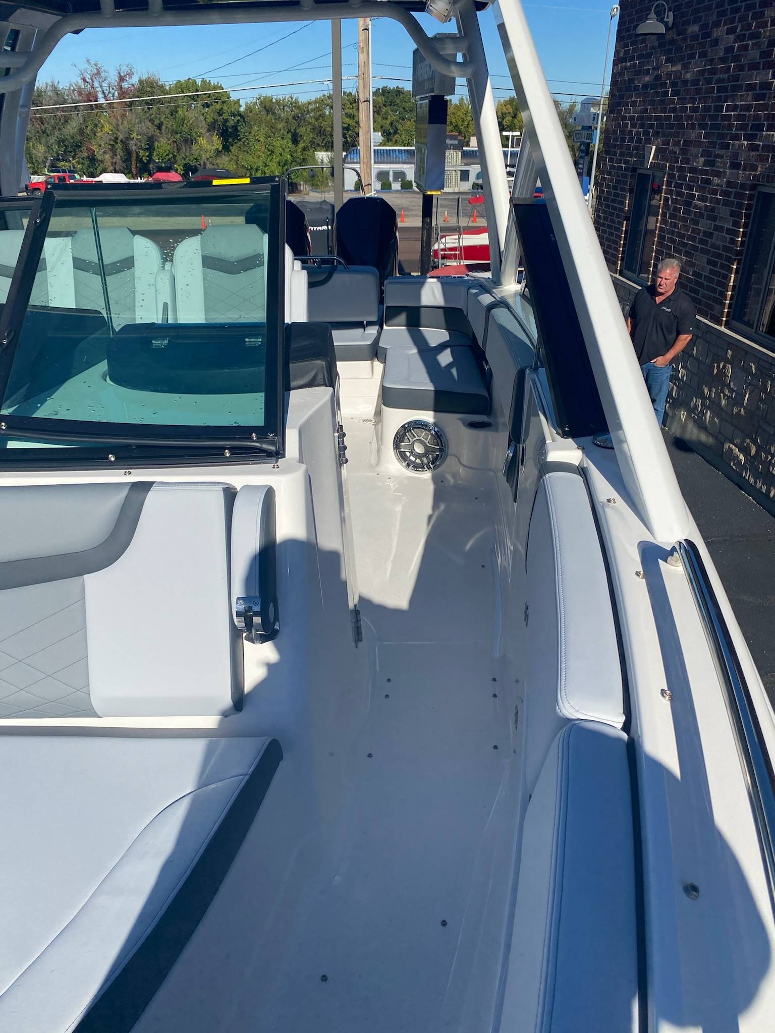 2026 Chaparral 280 OSX-15