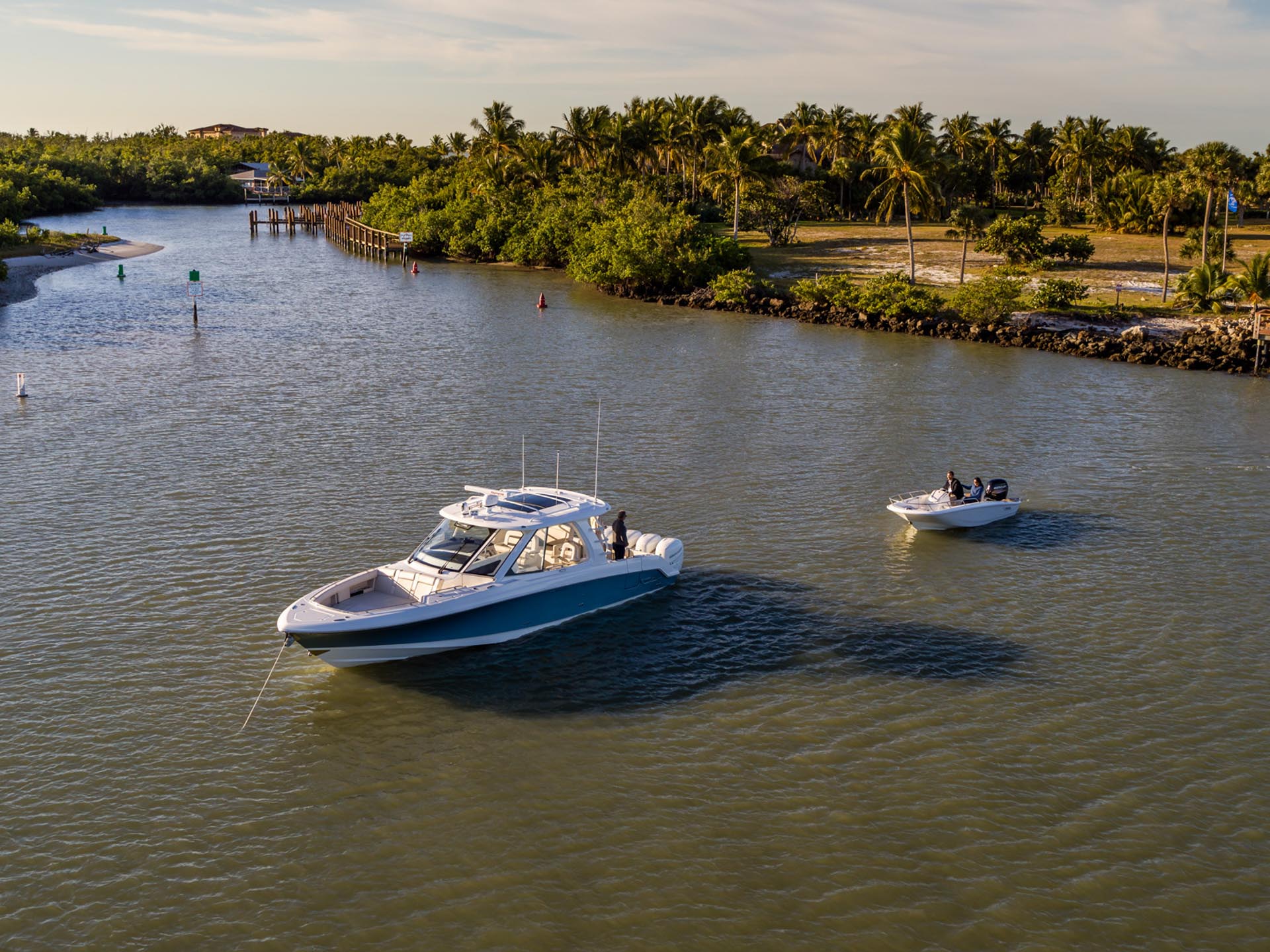 New 2026 Boston whaler 380 Realm for Sale | Vancouver, BC | M&P Yacht Centre