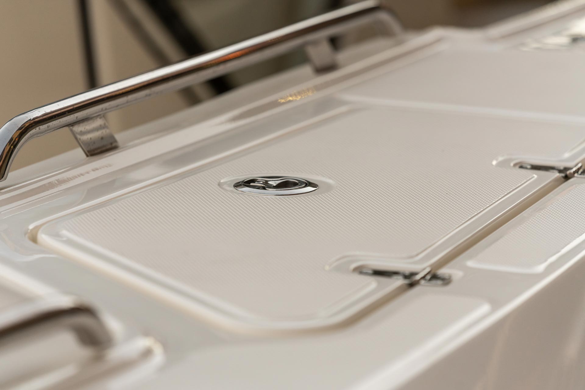 New 2026 Boston whaler 380 Realm for Sale | Vancouver, BC | M&P Yacht Centre