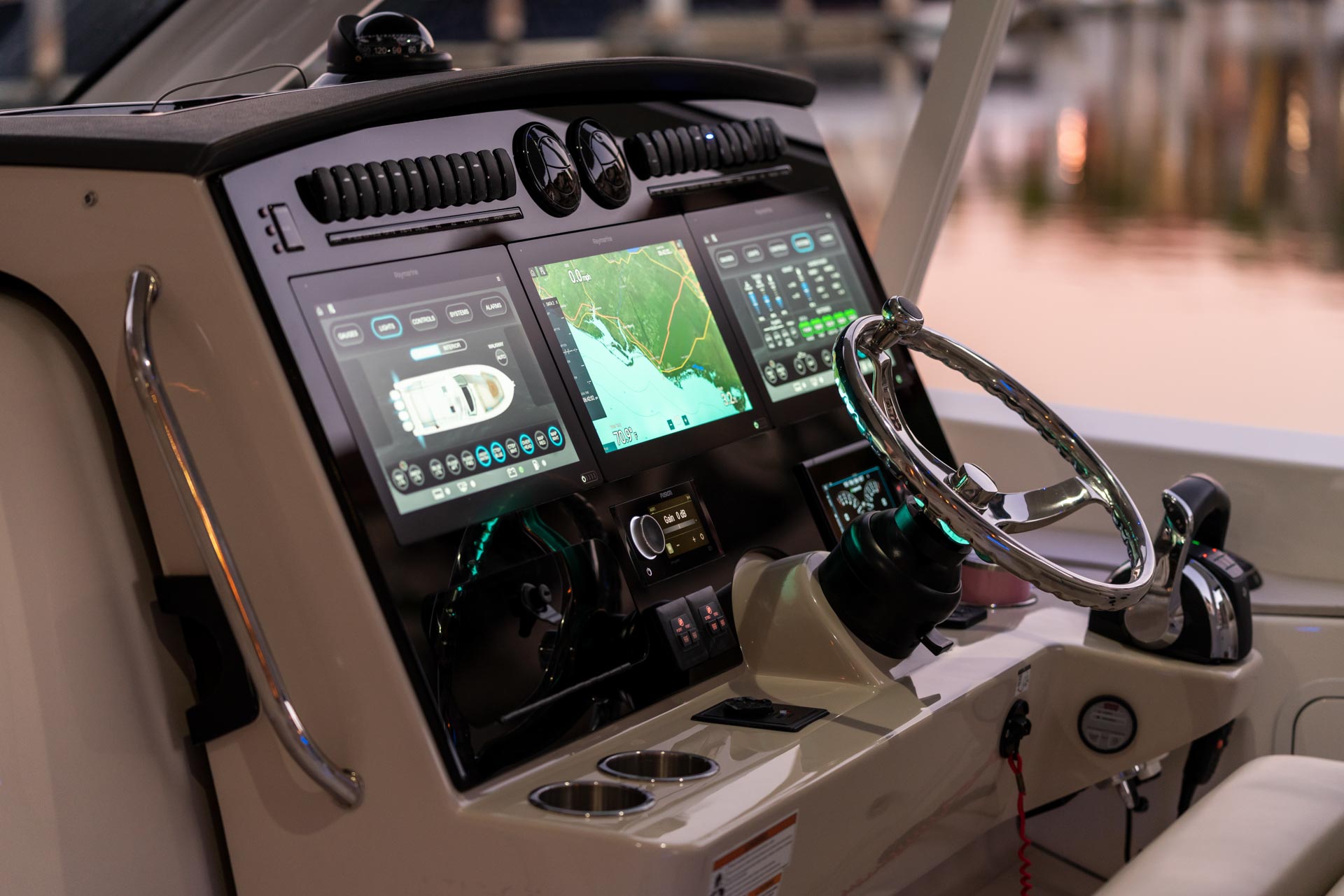 New 2026 Boston whaler 380 Realm for Sale | Vancouver, BC | M&P Yacht Centre