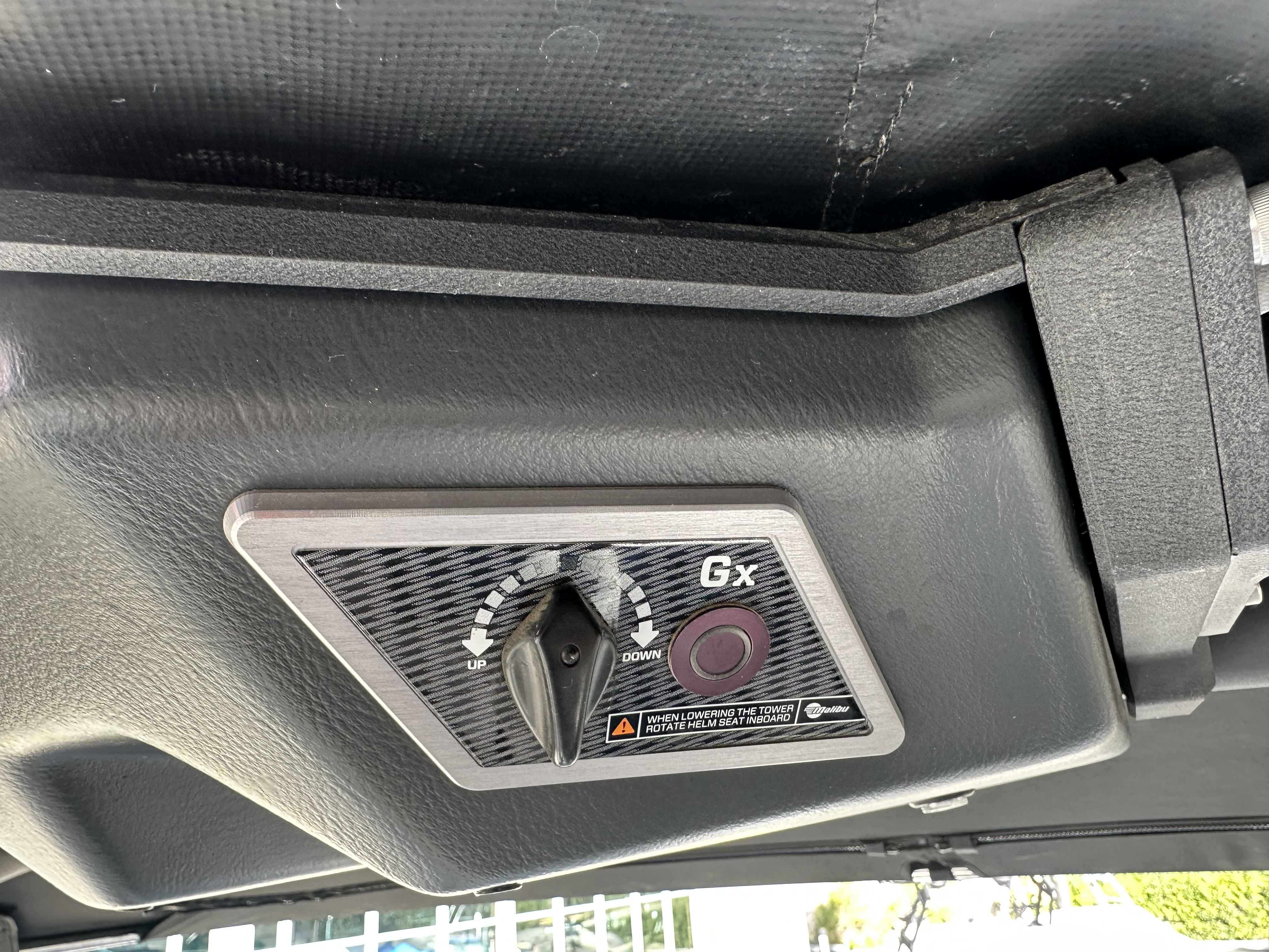 2019 Malibu 23 LSV-13