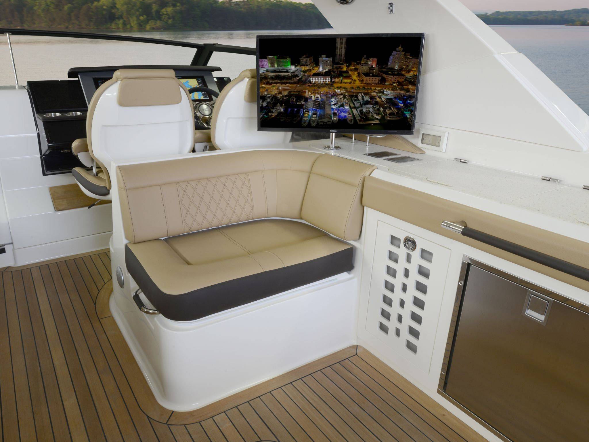 New 2026 Sea ray SLX 400 OB for Sale | Vancouver, BC | M&P Yacht Centre