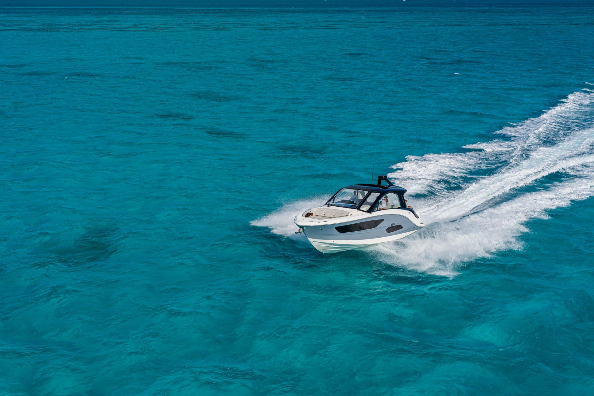 New 2026 Sea ray Sundancer 370 Outboard for Sale | Vancouver, BC | M&P Yacht Centre