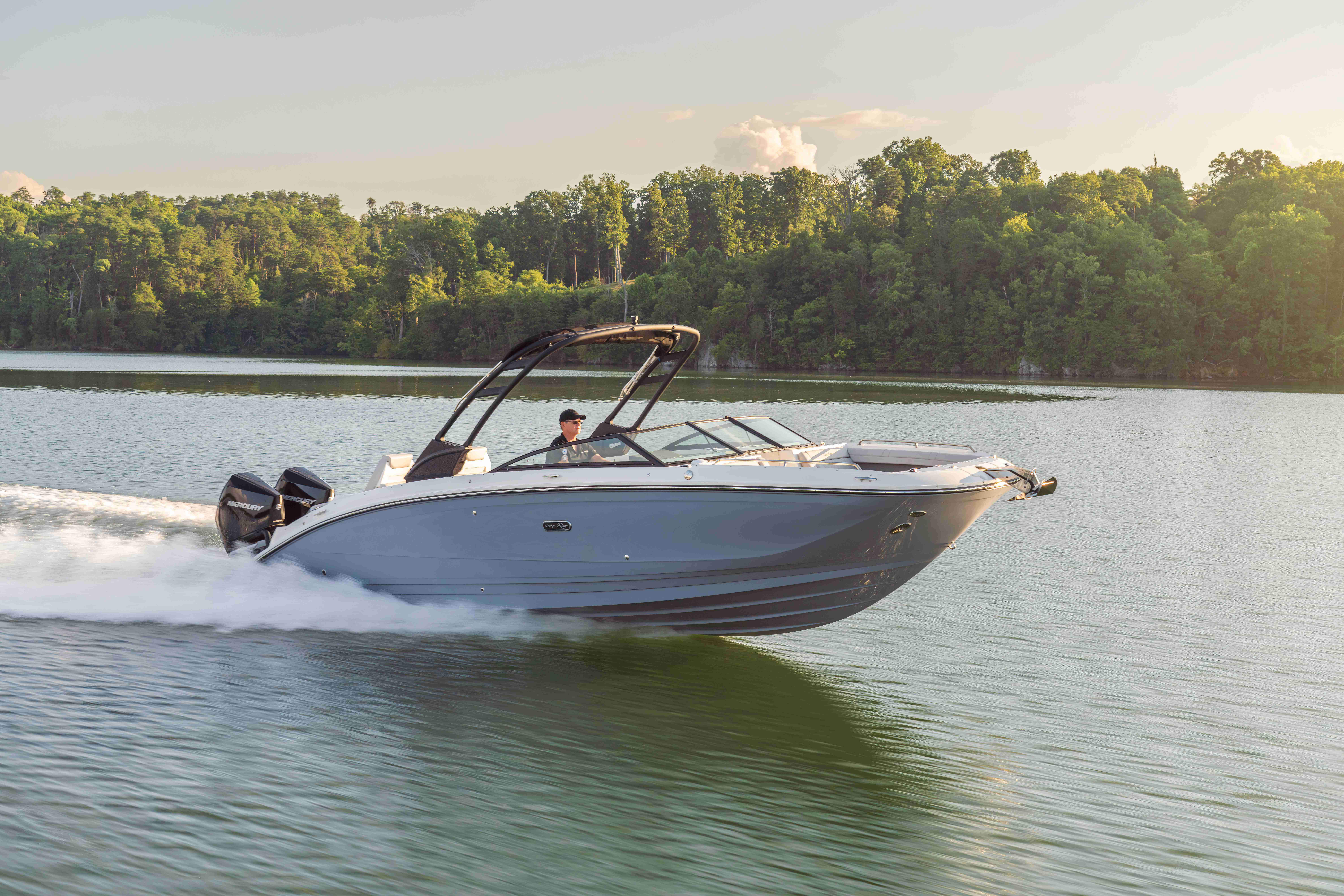 New 2026 Sea ray SDX 290 OB for Sale | Vancouver, BC | M&P Yacht Centre