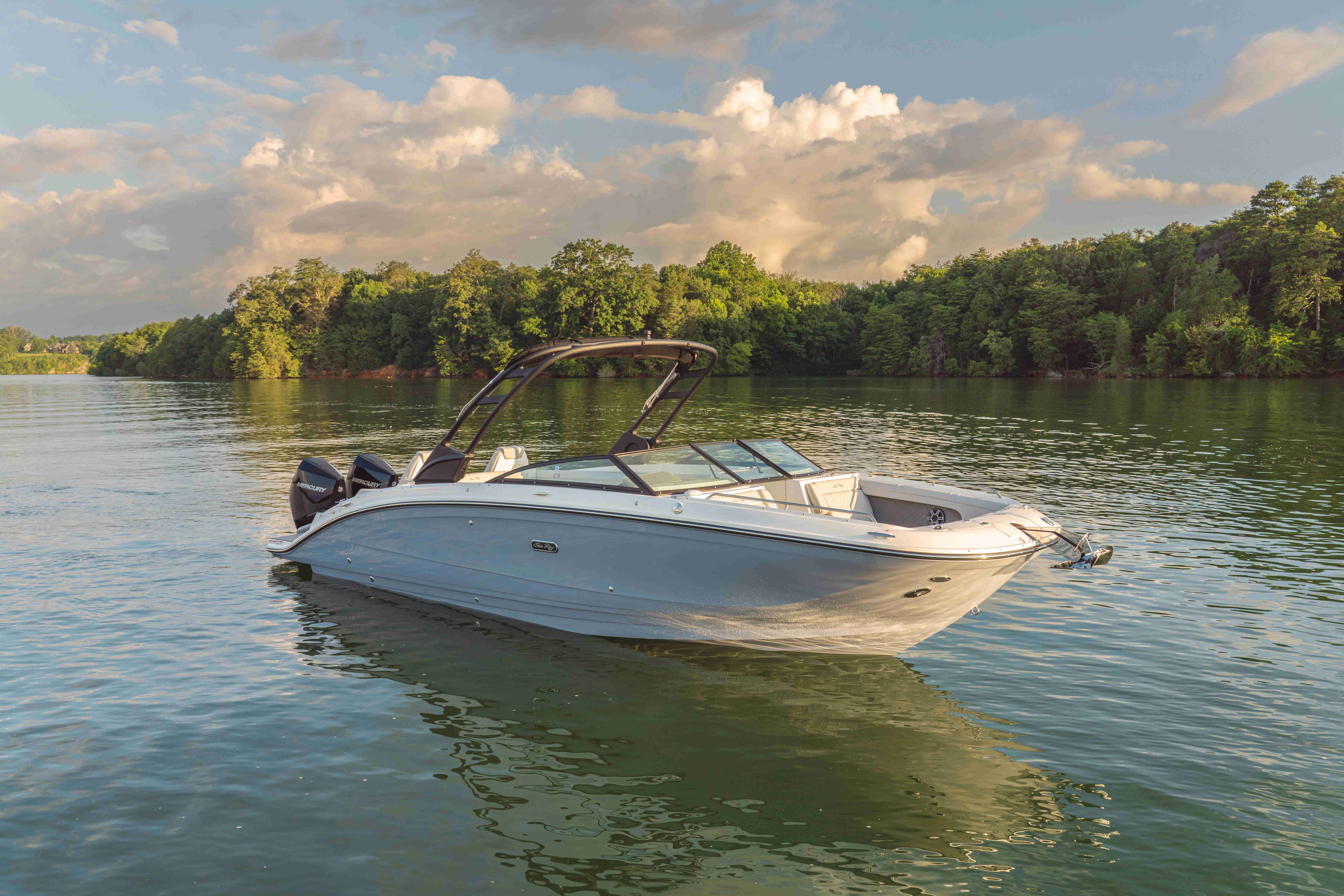 New 2026 Sea ray SDX 290 OB for Sale | Vancouver, BC | M&P Yacht Centre