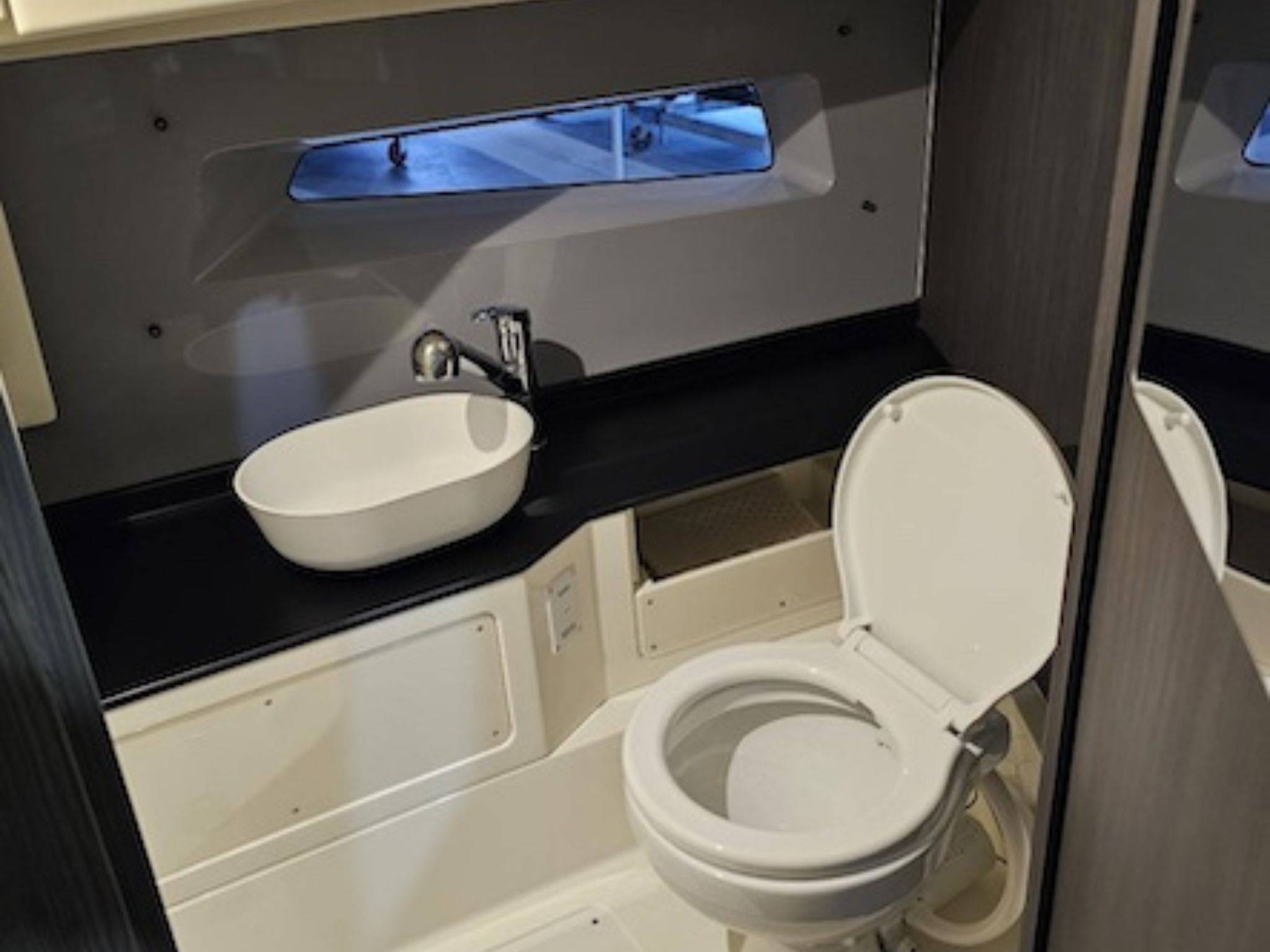 New 2026 Navan S30 for Sale | Vancouver, BC | M&P Yacht Centre