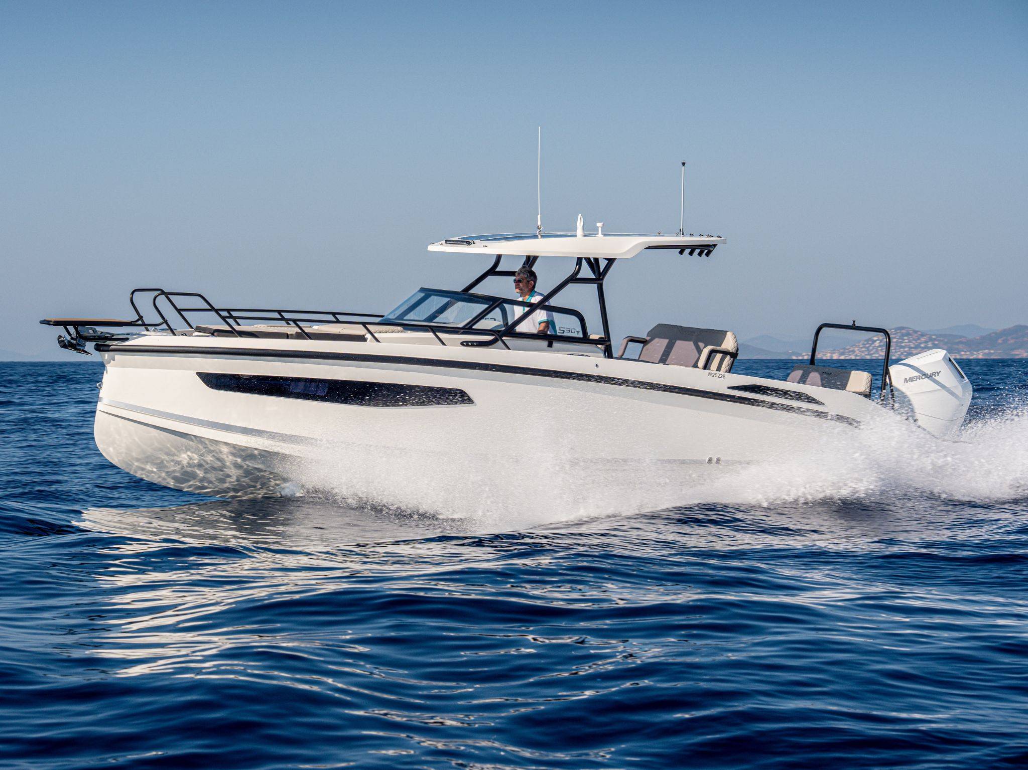 New 2026 Navan S30 for Sale | Vancouver, BC | M&P Yacht Centre