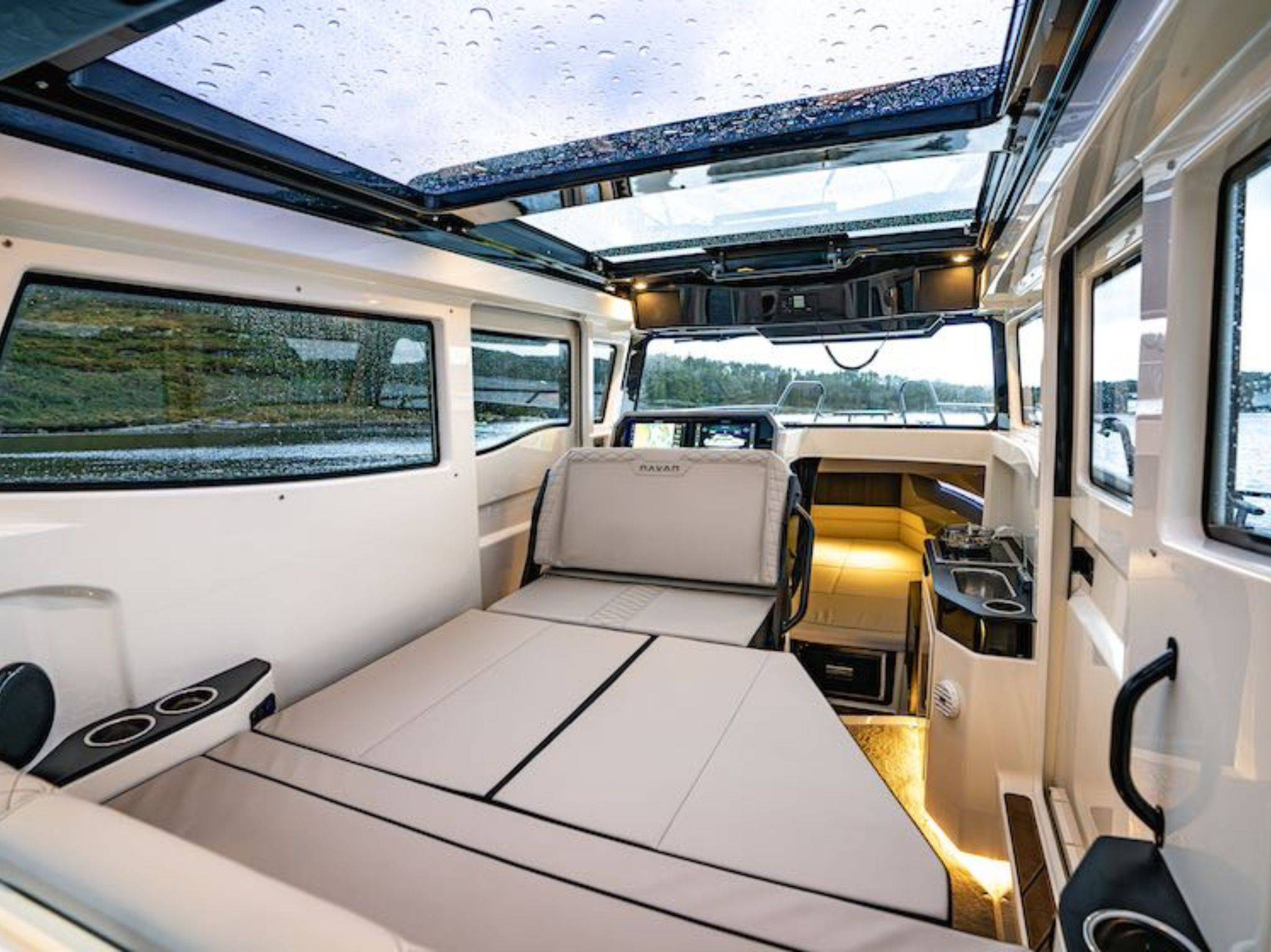 New 2025 Navan C30 for Sale | Vancouver, BC | M&P Yacht Centre