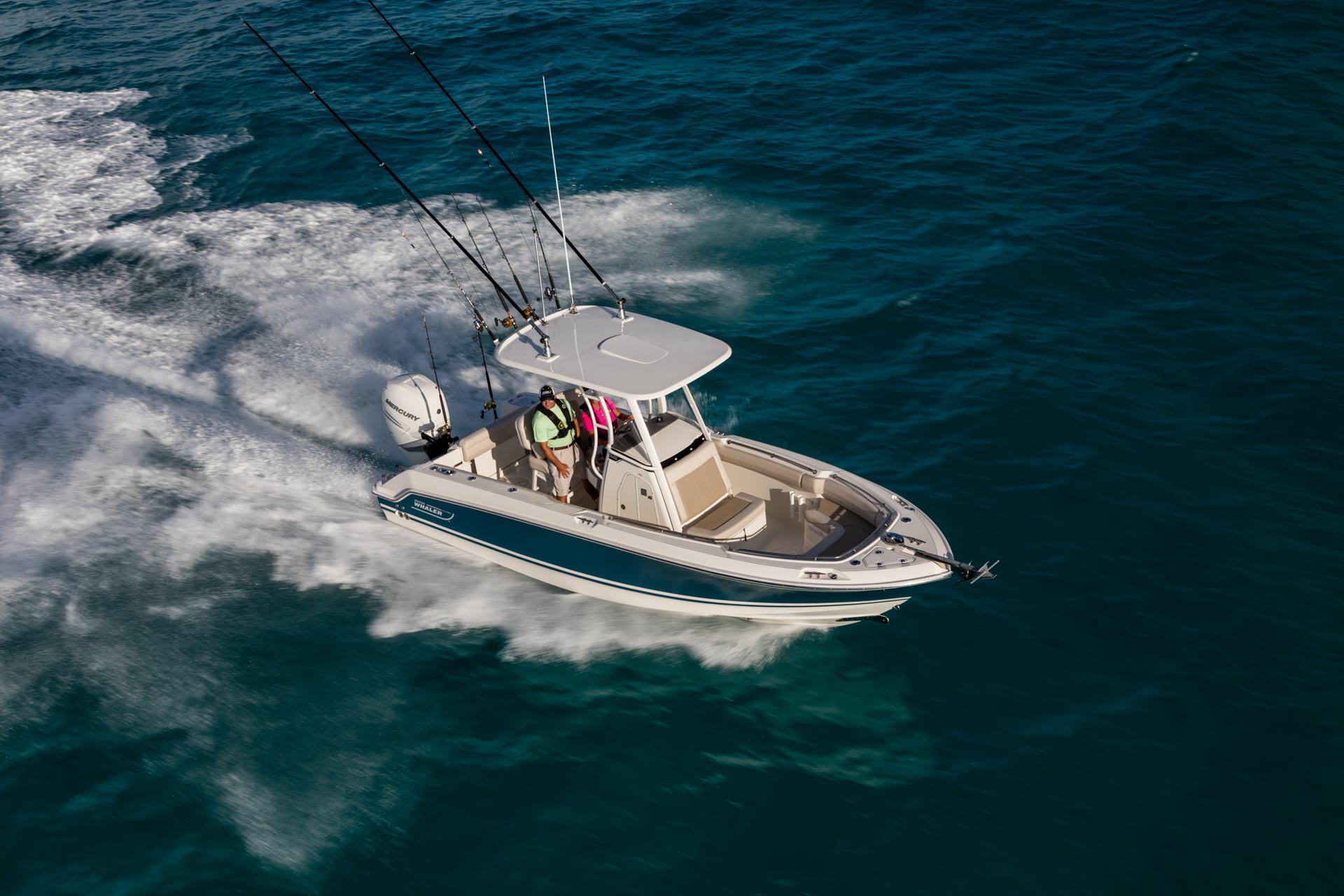 2026 Boston Whaler 230 Outrage -31