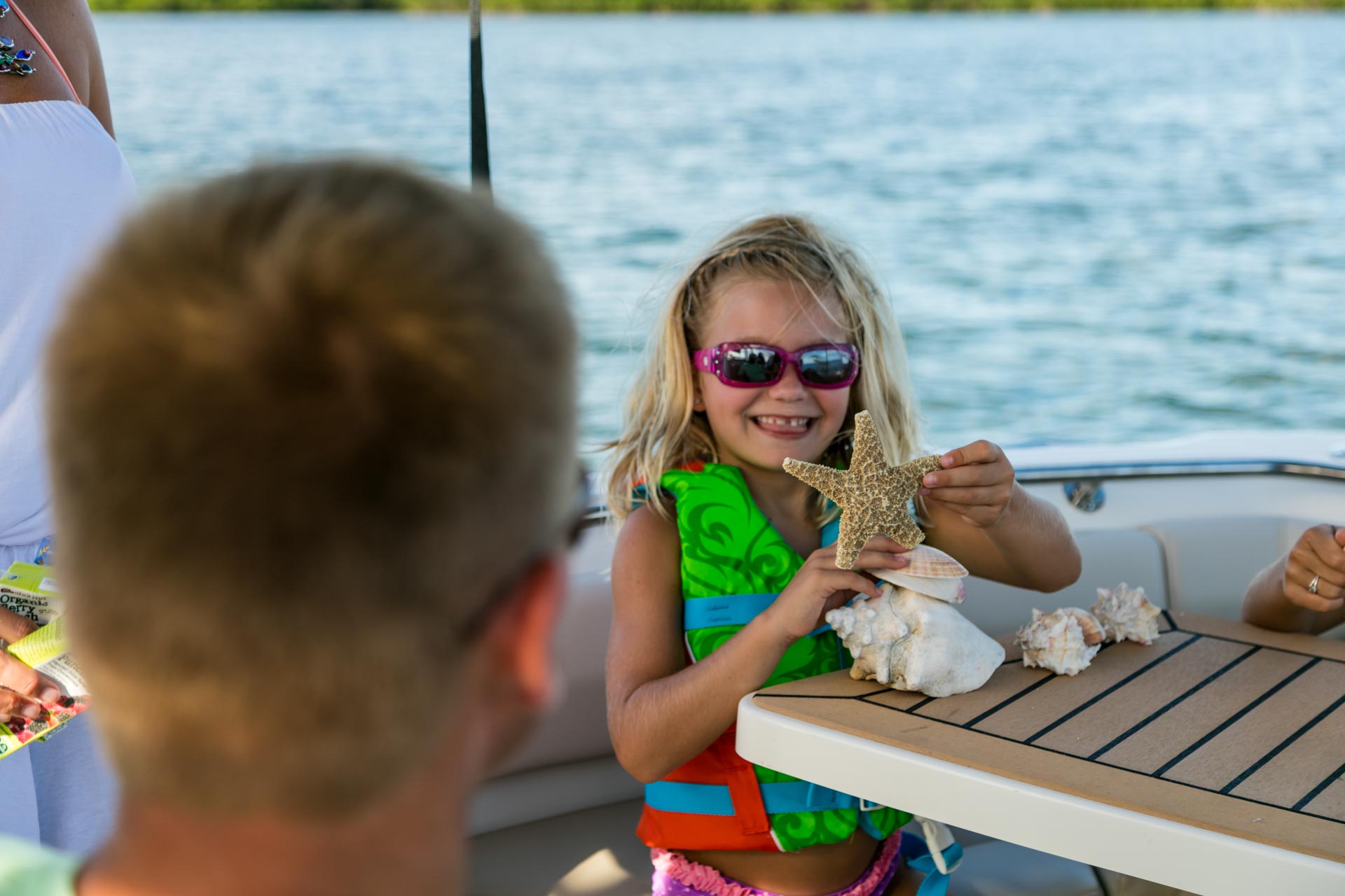 2026 Boston Whaler 230 Outrage -37