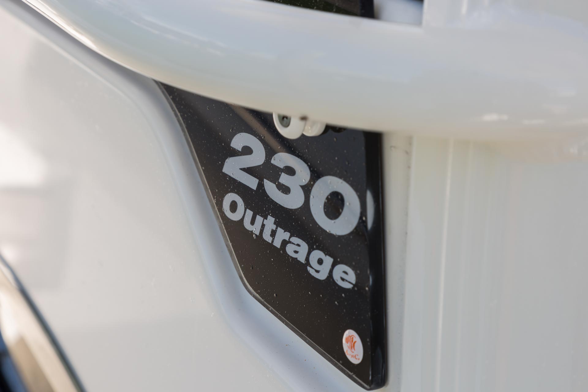 2026 Boston Whaler 230 Outrage -47