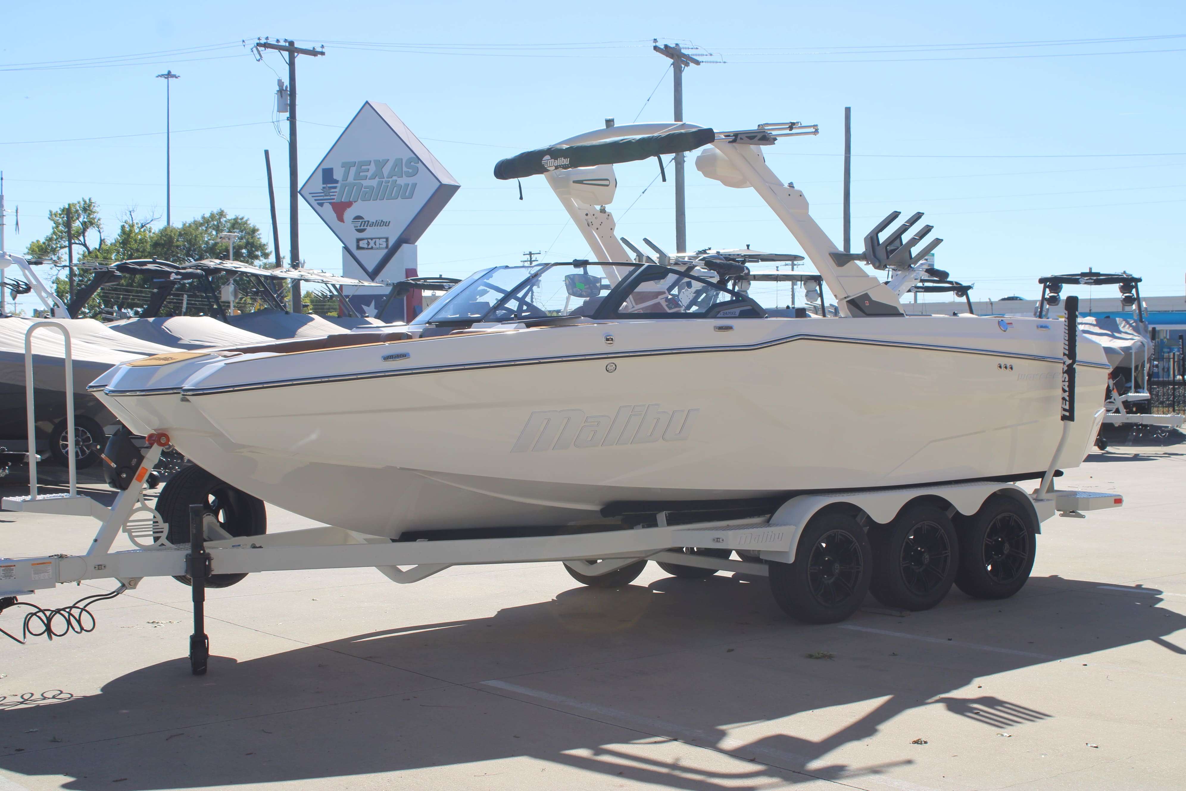 2026 Malibu Boats Wakesetter 24 MXZ-5