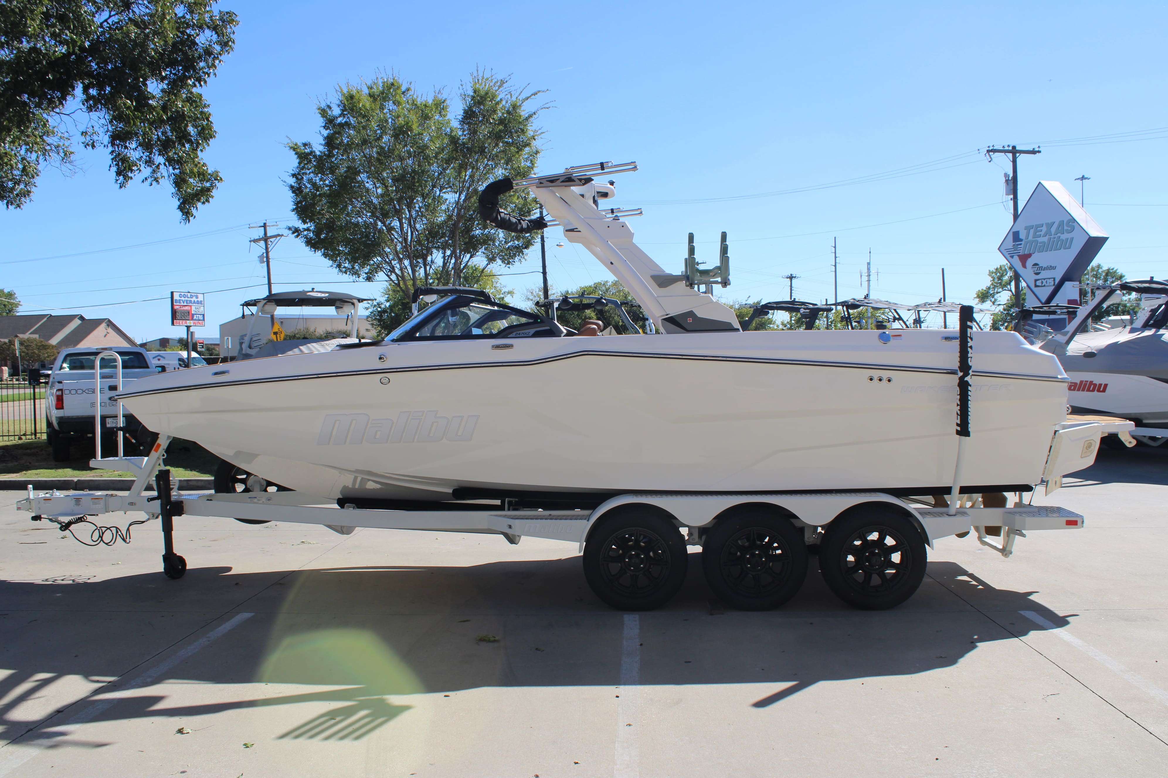 2026 Malibu Boats Wakesetter 24 MXZ-6
