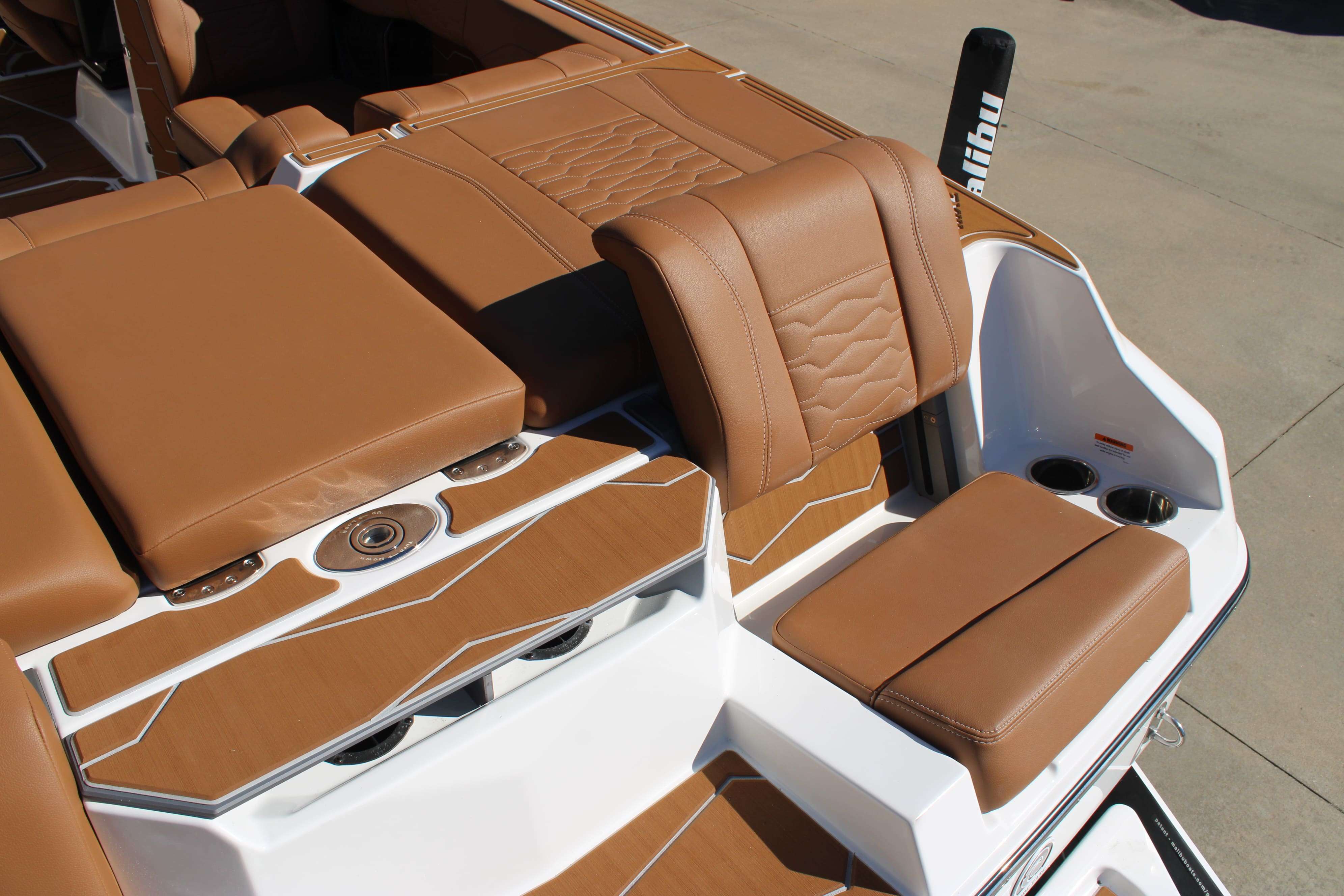 2026 Malibu Boats Wakesetter 24 MXZ-12