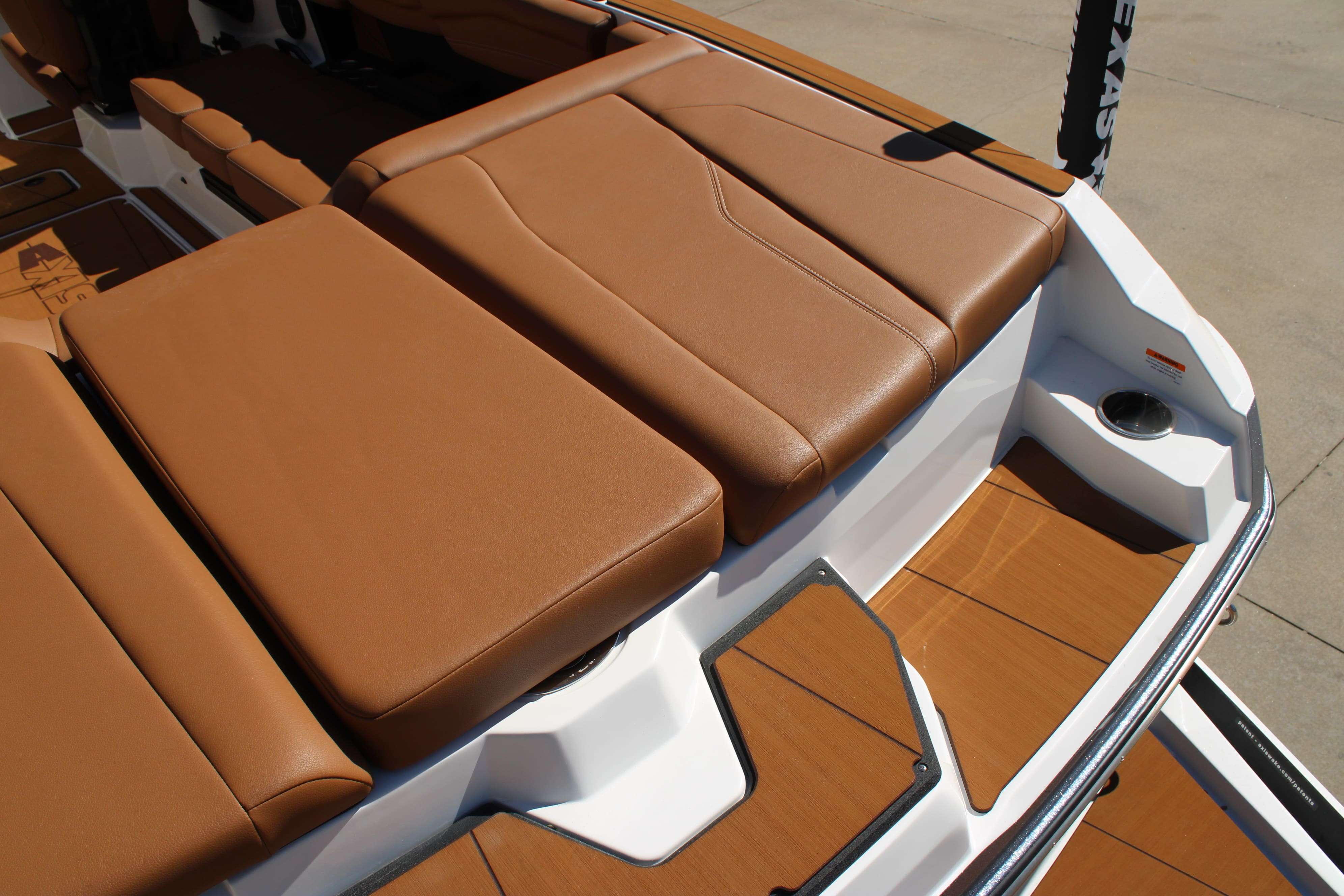 2026 Axis Wake Research Core Series A245-11