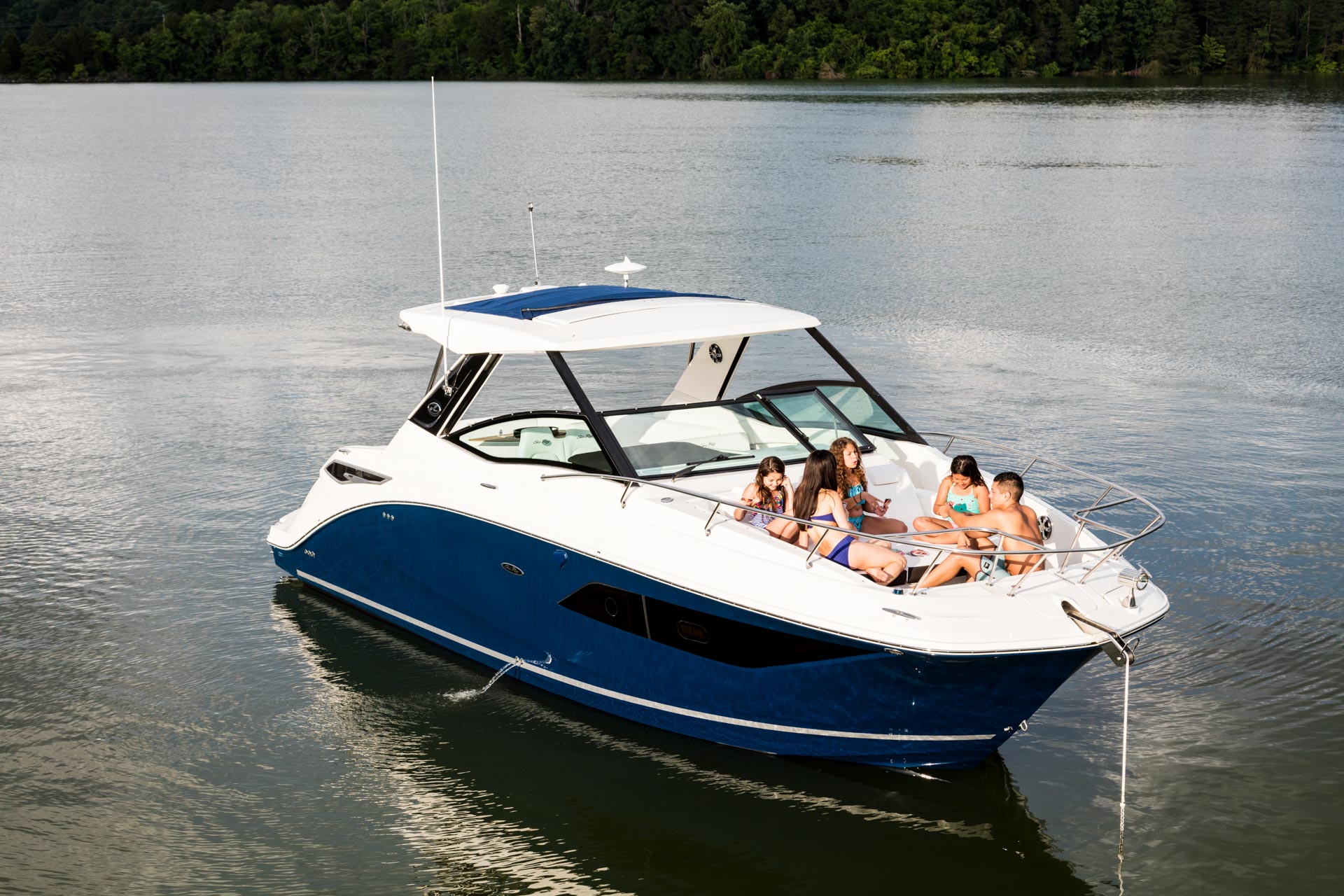 New 2026 Sea ray Sundancer 320 for Sale | Vancouver, BC | M&P Yacht Centre