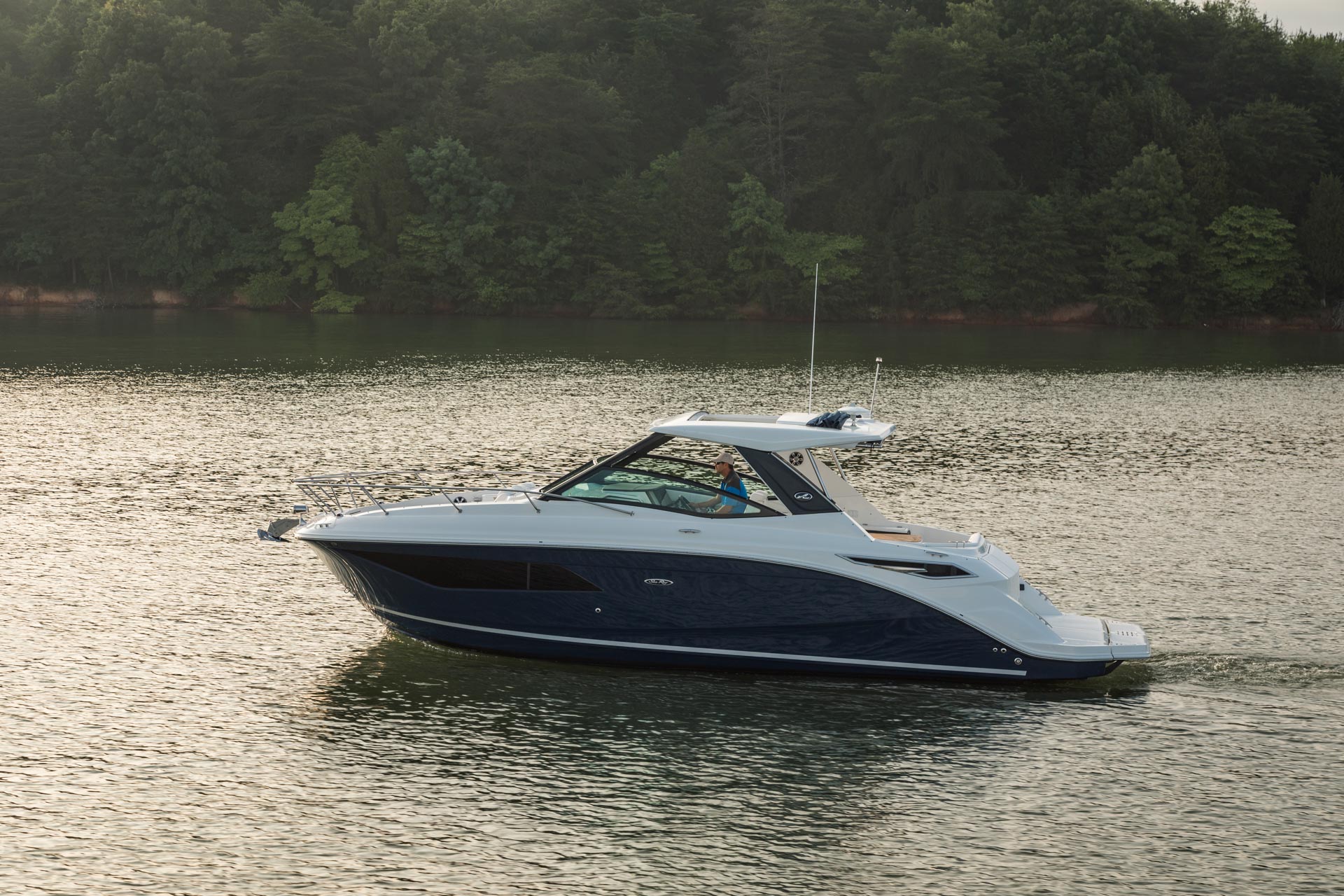 New 2026 Sea ray Sundancer 320 for Sale | Vancouver, BC | M&P Yacht Centre