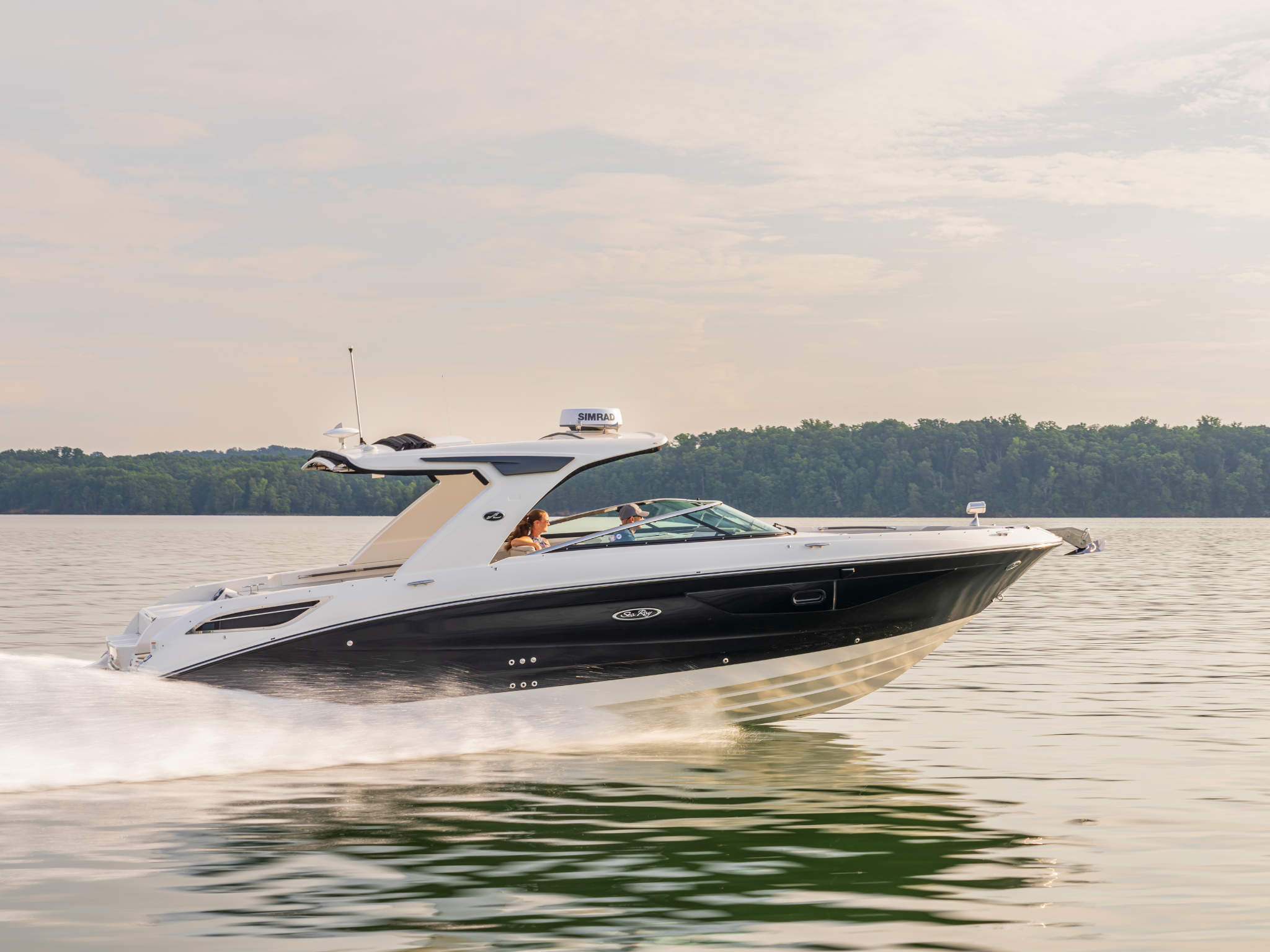 New 2026 Sea ray SLX 350 for Sale | Vancouver, BC | M&P Yacht Centre