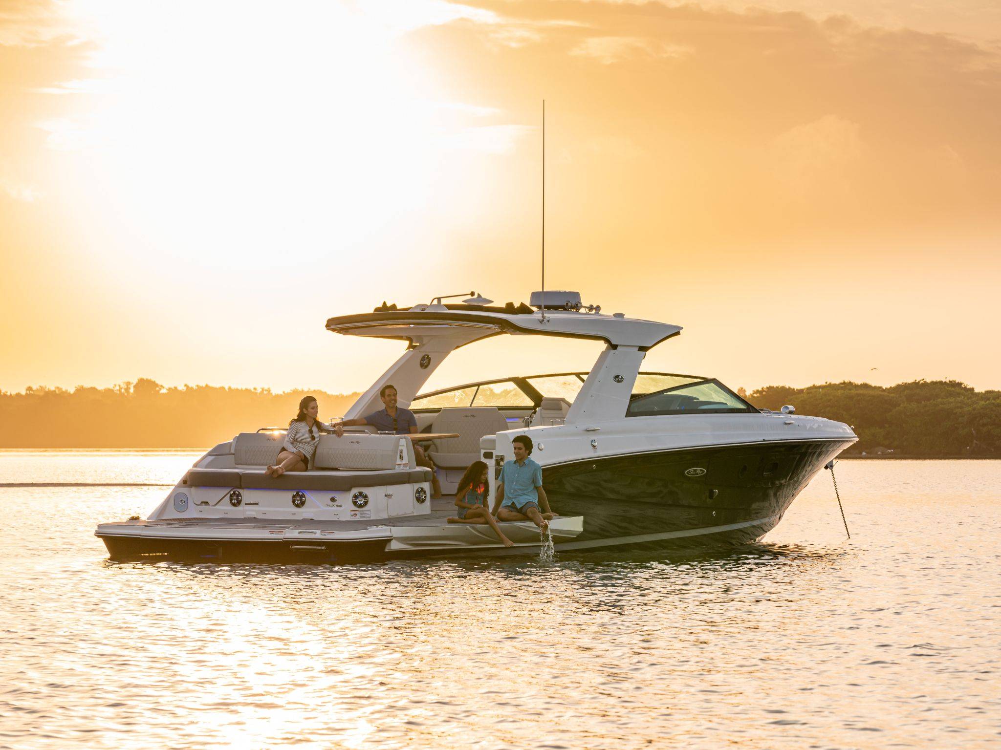 New 2026 Sea ray SLX 400 for Sale | Vancouver, BC | M&P Yacht Centre