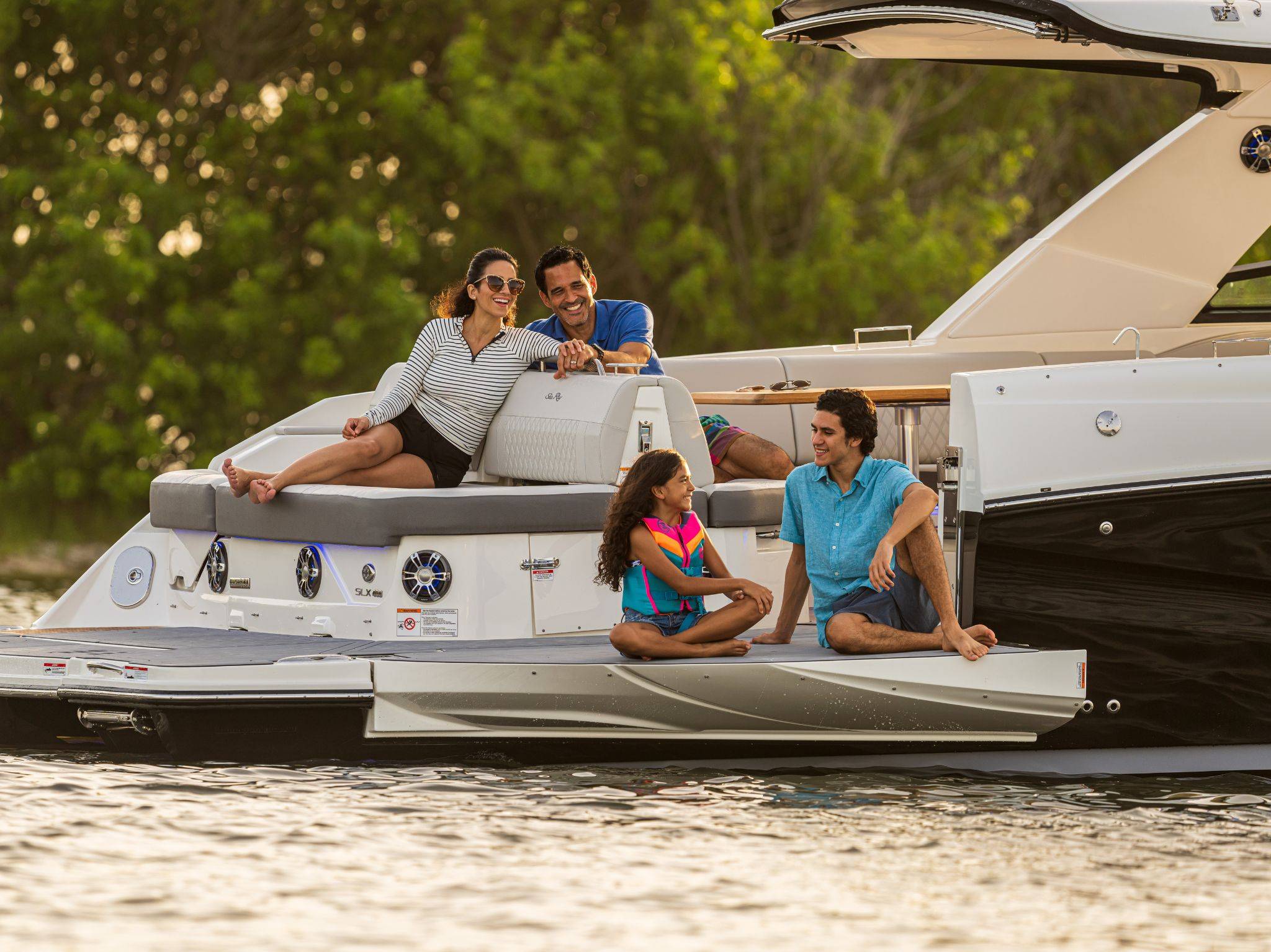 New 2026 Sea ray SLX 400 for Sale | Vancouver, BC | M&P Yacht Centre