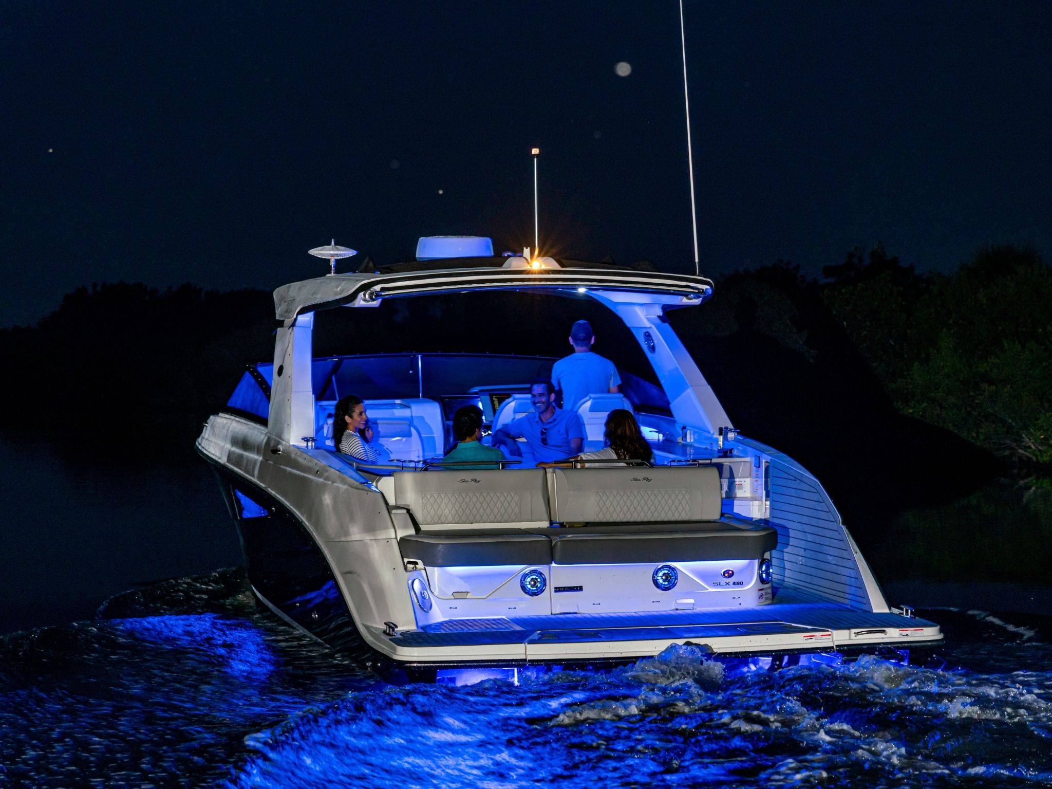 New 2026 Sea ray SLX 400 for Sale | Vancouver, BC | M&P Yacht Centre