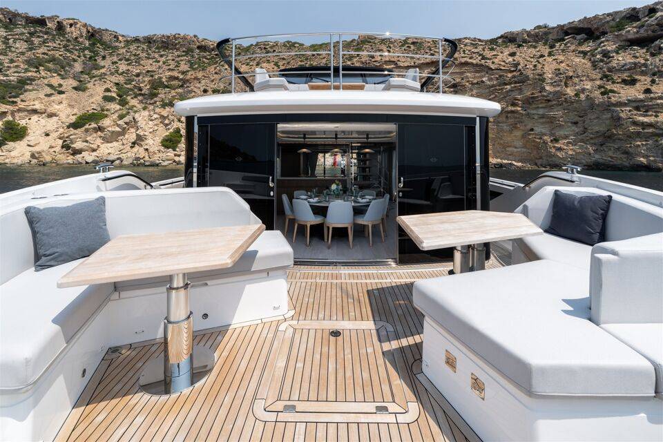 New 2026 Sunseeker 82 Ocean Enclosed for Sale | Vancouver, BC | M&P Yacht Centre