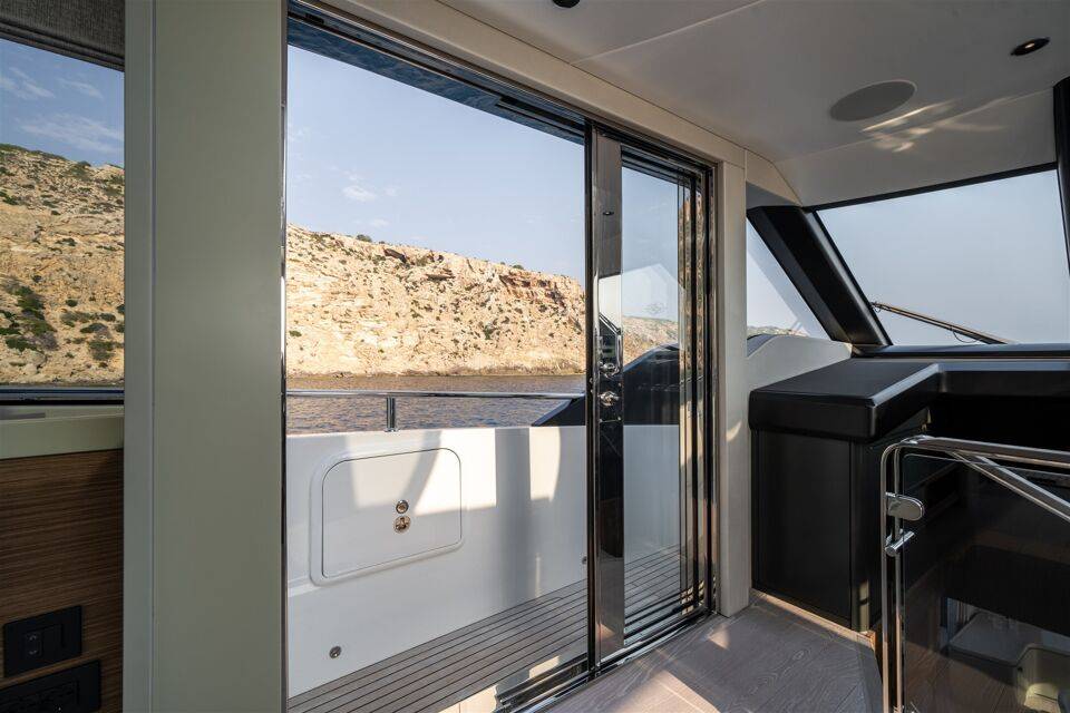 New 2026 Sunseeker 82 Ocean Enclosed for Sale | Vancouver, BC | M&P Yacht Centre