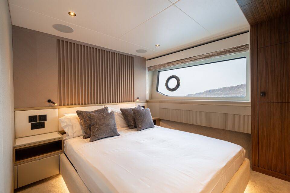 New 2026 Sunseeker 82 Ocean Enclosed for Sale | Vancouver, BC | M&P Yacht Centre