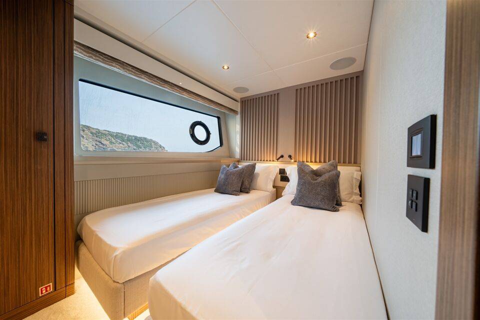 New 2026 Sunseeker 82 Ocean Enclosed for Sale | Vancouver, BC | M&P Yacht Centre