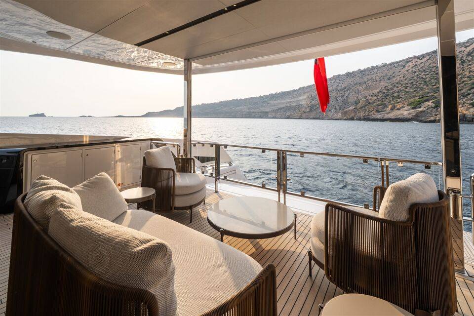 New 2026 Sunseeker 82 Ocean Enclosed for Sale | Vancouver, BC | M&P Yacht Centre