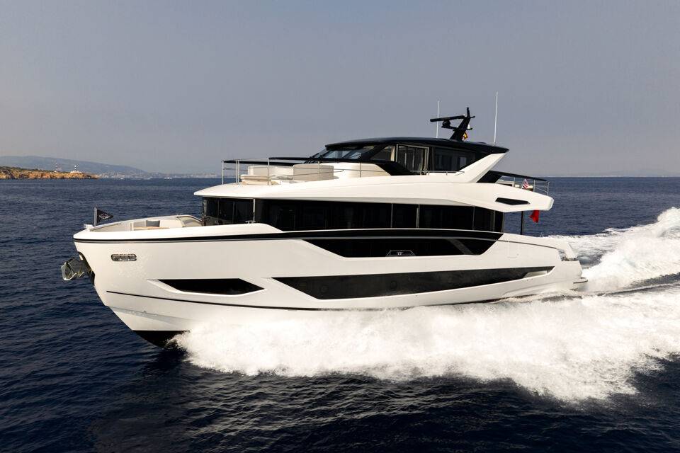 New 2026 Sunseeker 82 Ocean Enclosed for Sale | Vancouver, BC | M&P Yacht Centre