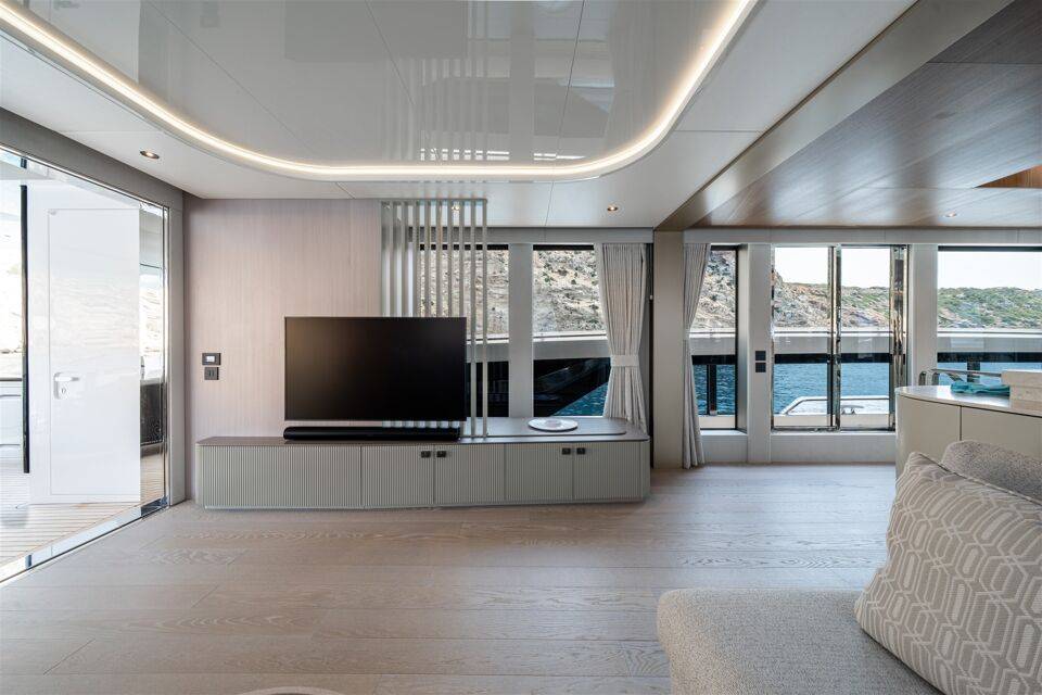 New 2026 Sunseeker 82 Ocean Enclosed for Sale | Vancouver, BC | M&P Yacht Centre