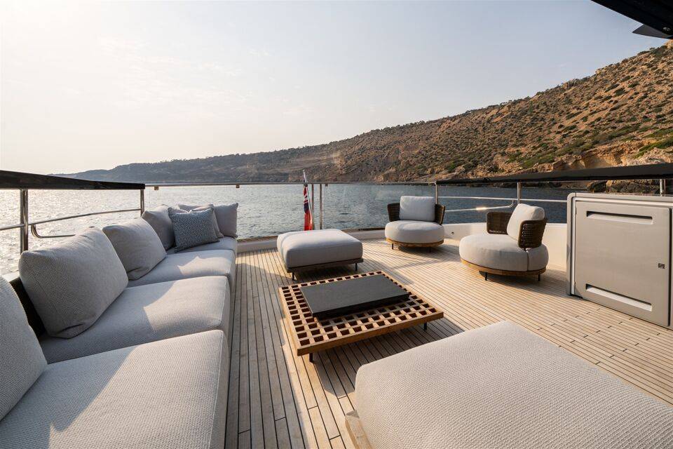 New 2026 Sunseeker 82 Ocean Enclosed for Sale | Vancouver, BC | M&P Yacht Centre