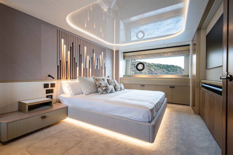 New 2026 Sunseeker 82 Ocean Enclosed for Sale | Vancouver, BC | M&P Yacht Centre