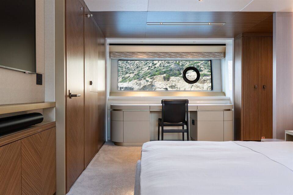 New 2026 Sunseeker 82 Ocean Enclosed for Sale | Vancouver, BC | M&P Yacht Centre