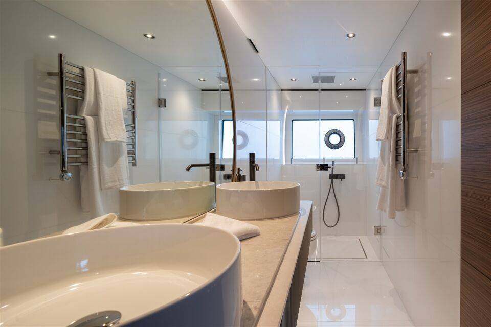 New 2026 Sunseeker 82 Ocean Enclosed for Sale | Vancouver, BC | M&P Yacht Centre