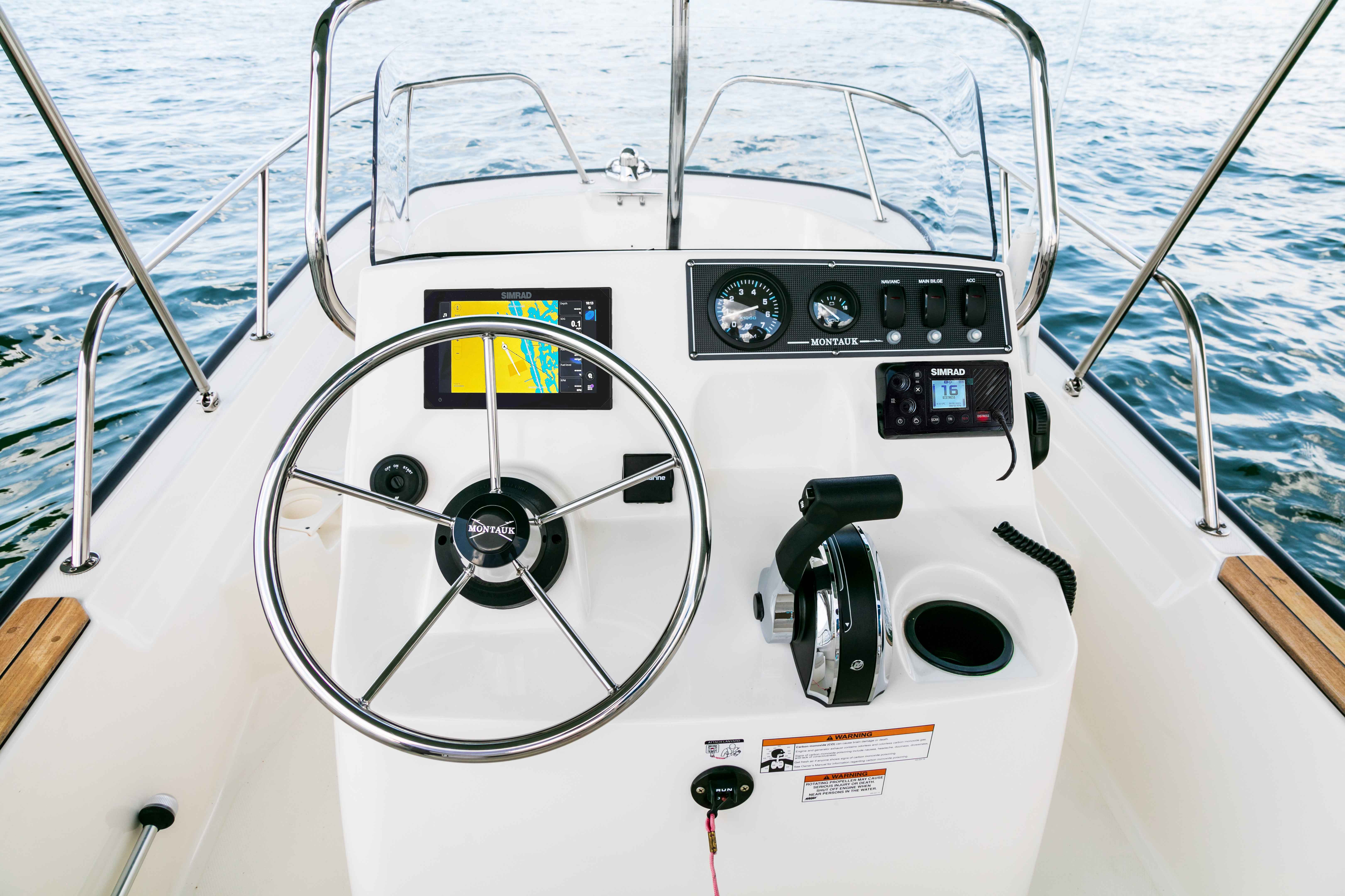 2026 Boston Whaler 150 Montauk-3