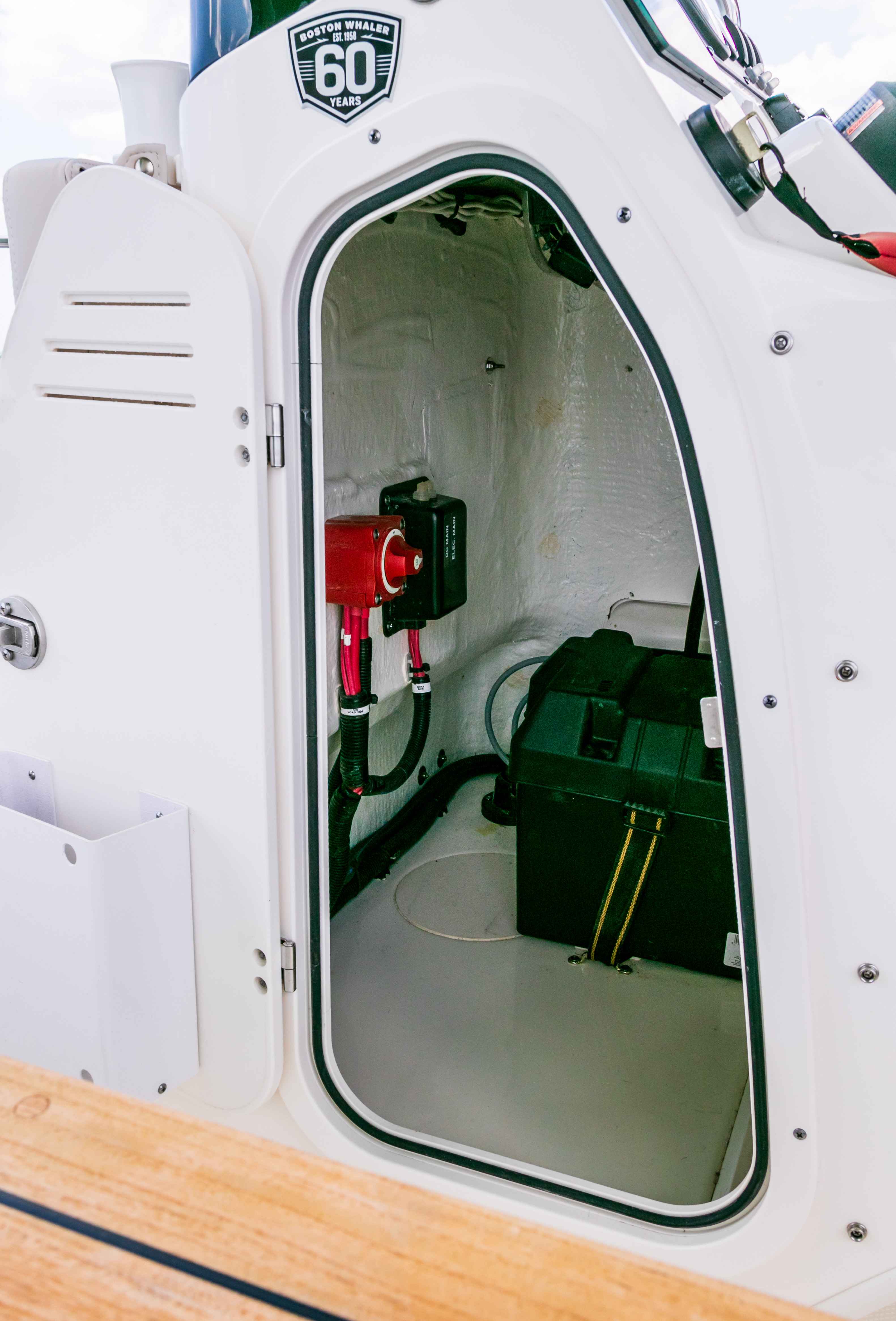 2026 Boston Whaler 150 Montauk-6