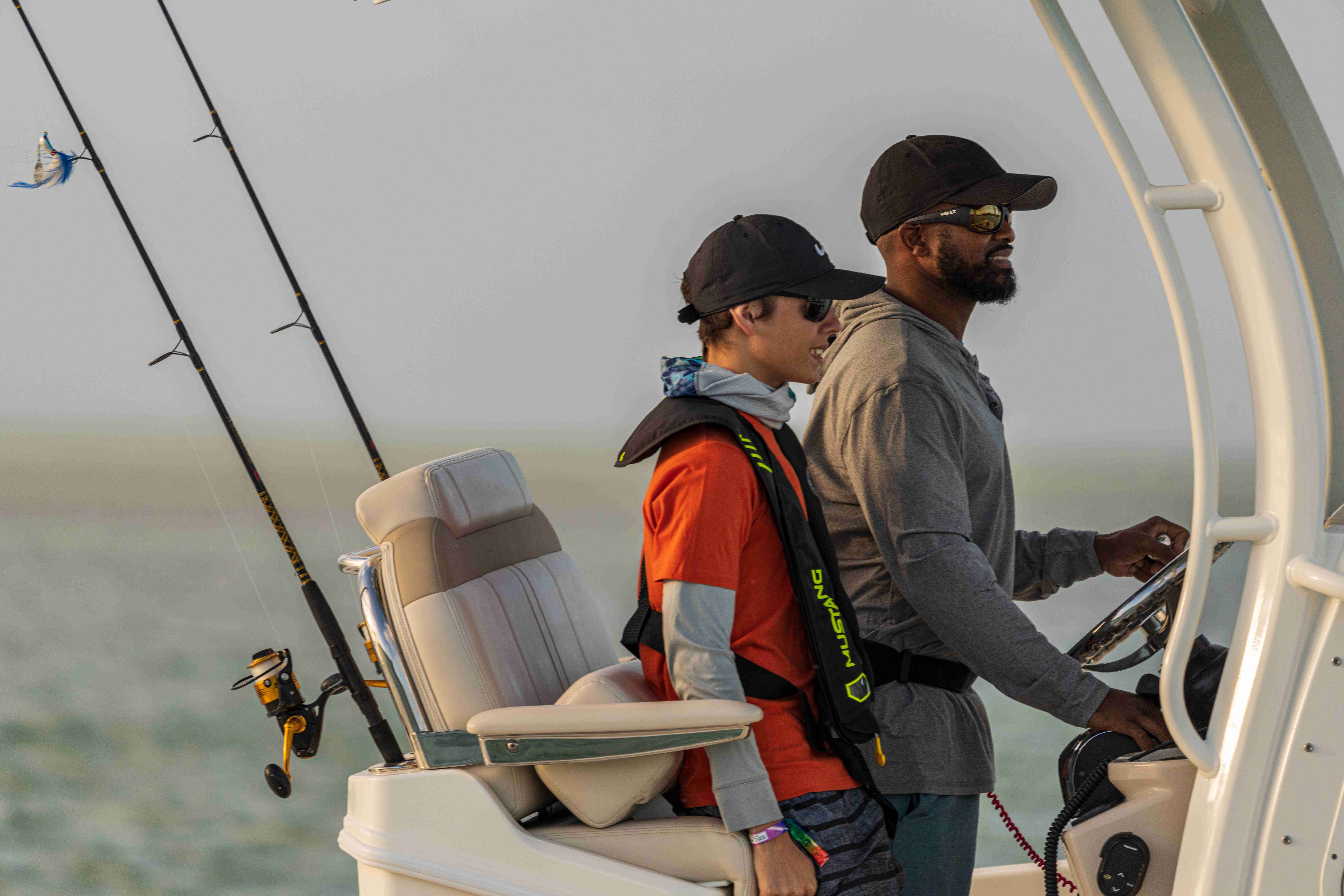 2026 Boston Whaler 250 Dauntless-29