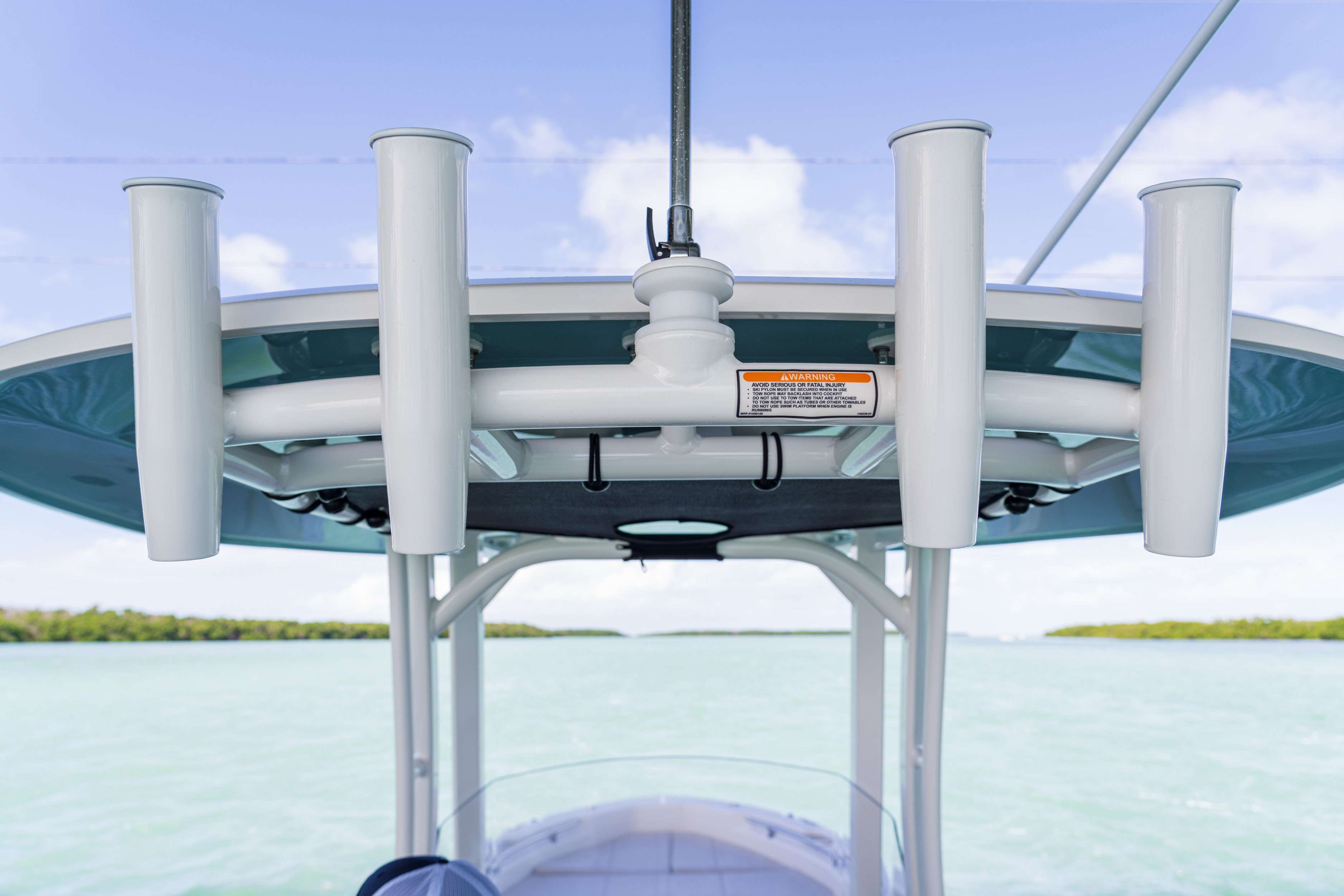 2026 Boston Whaler 250 Dauntless-16