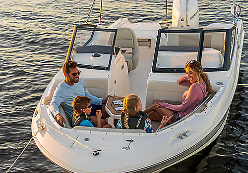 2026 Boston Whaler 210 Vantage -3