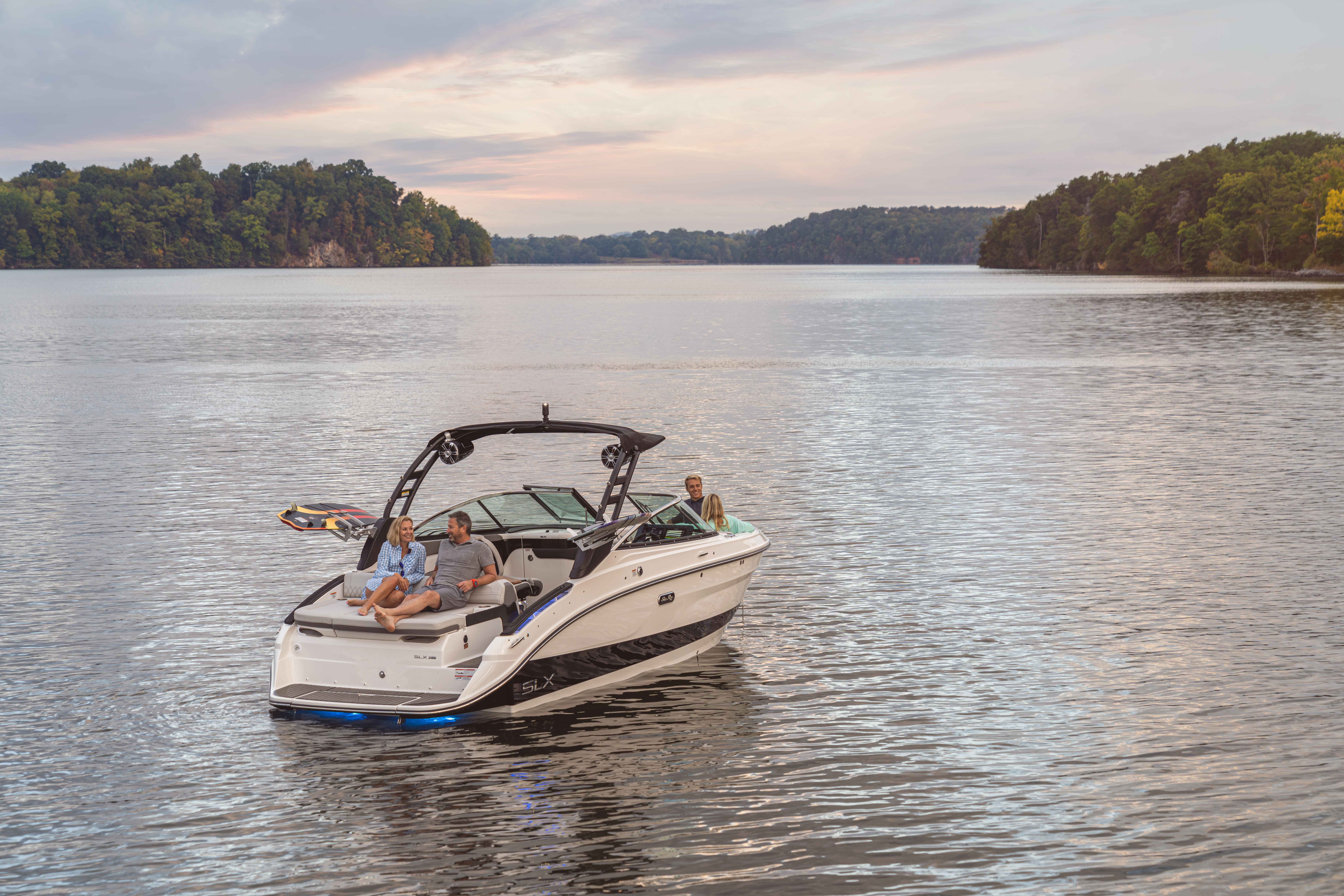 2026 Sea Ray SLX 260 Surf -4
