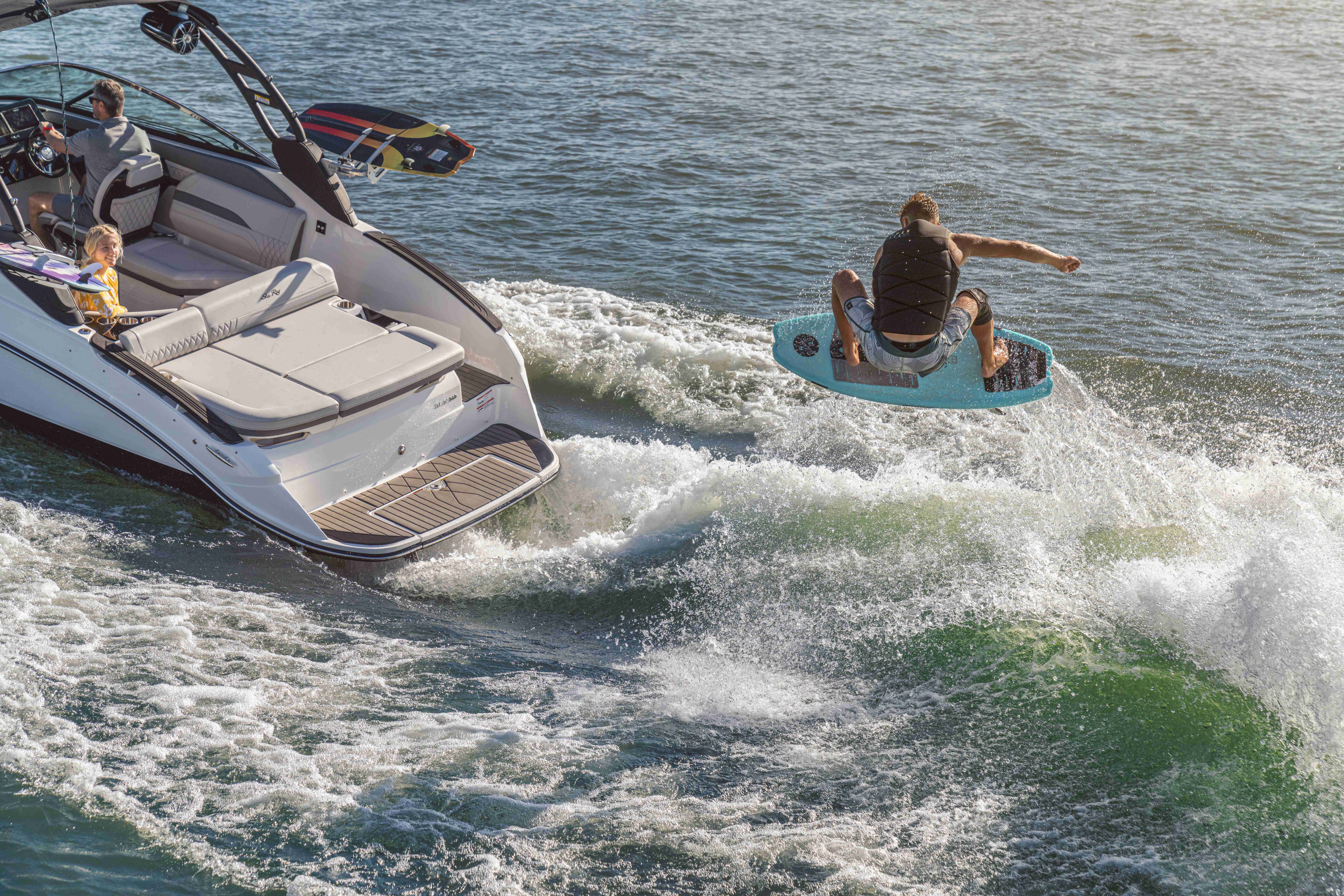 2026 Sea Ray SLX 260 Surf -8