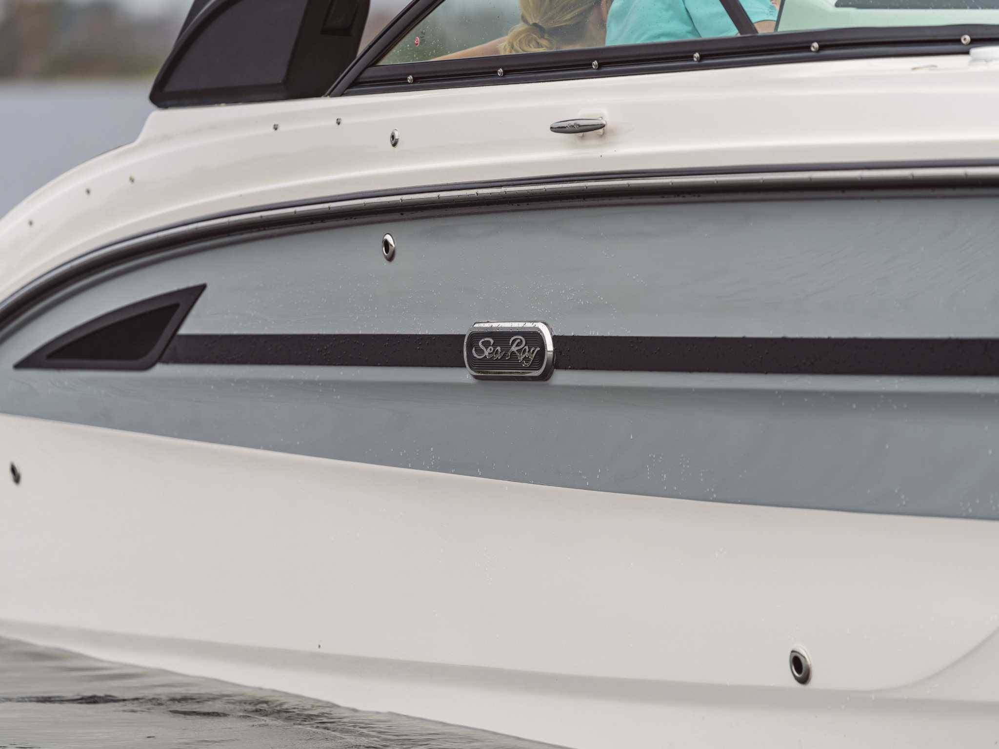 2026 Sea Ray SDX 270 Surf -12