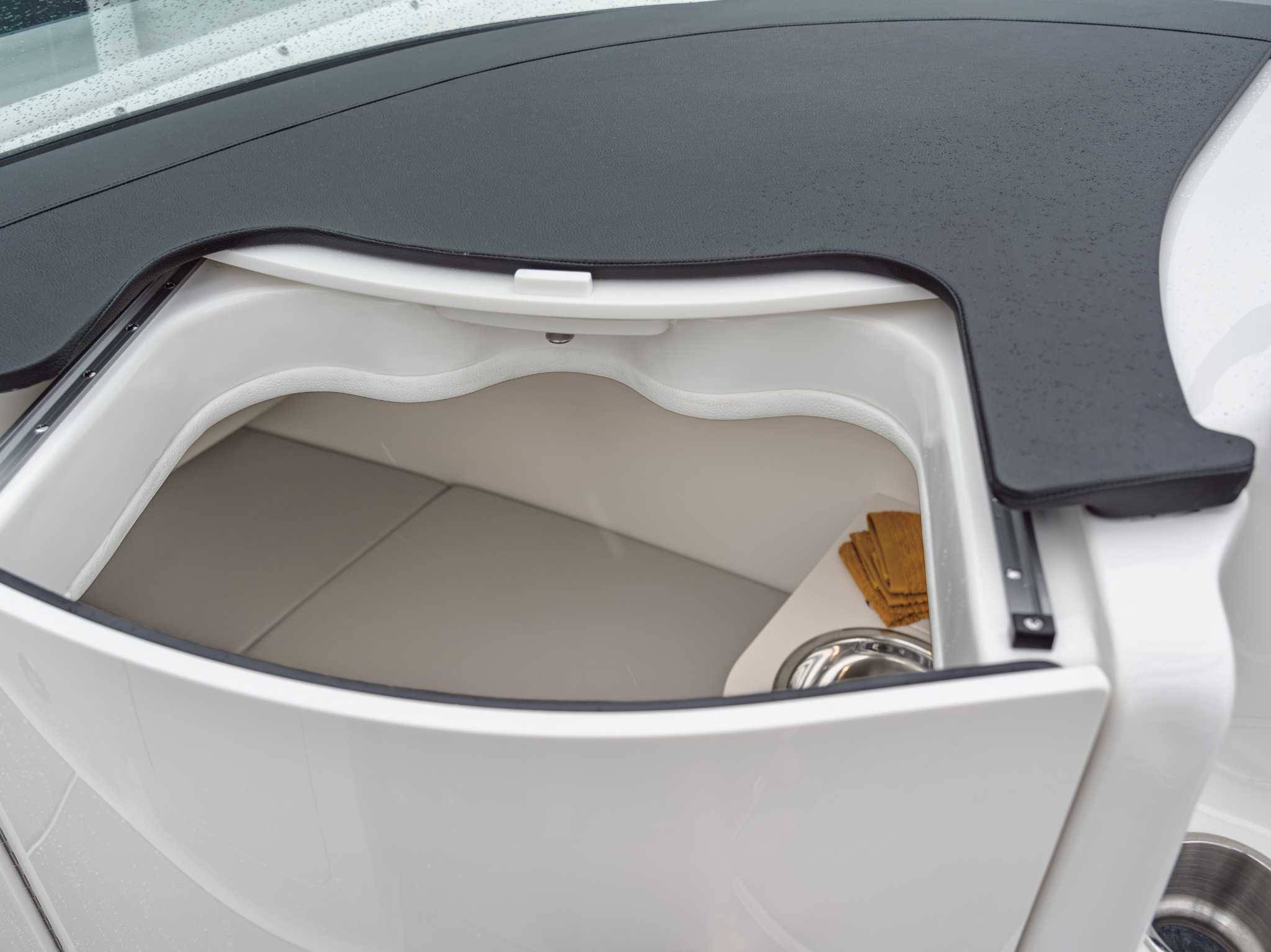 2026 Sea Ray SDX 270 Surf -15