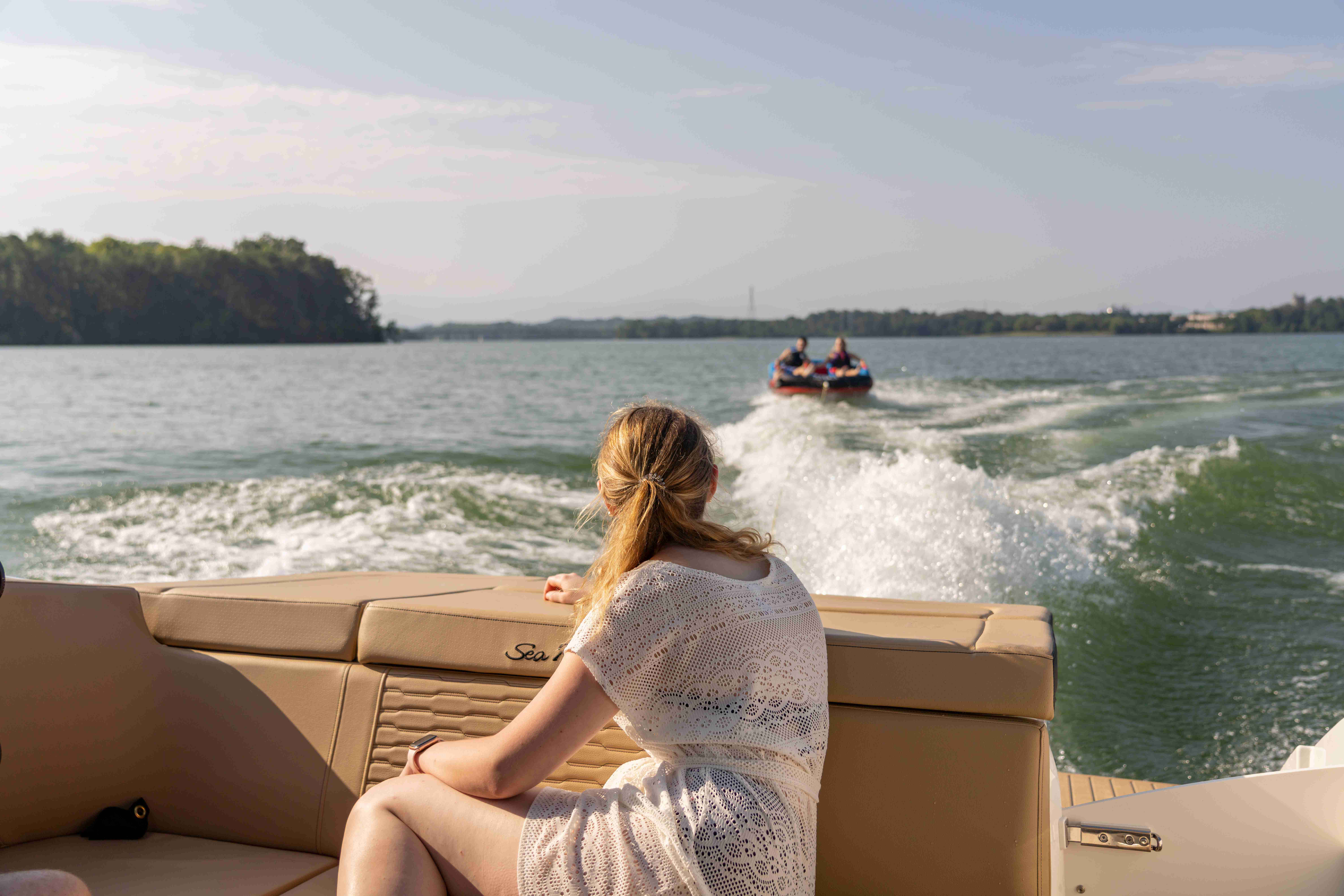 2026 Sea Ray SPX 230-12