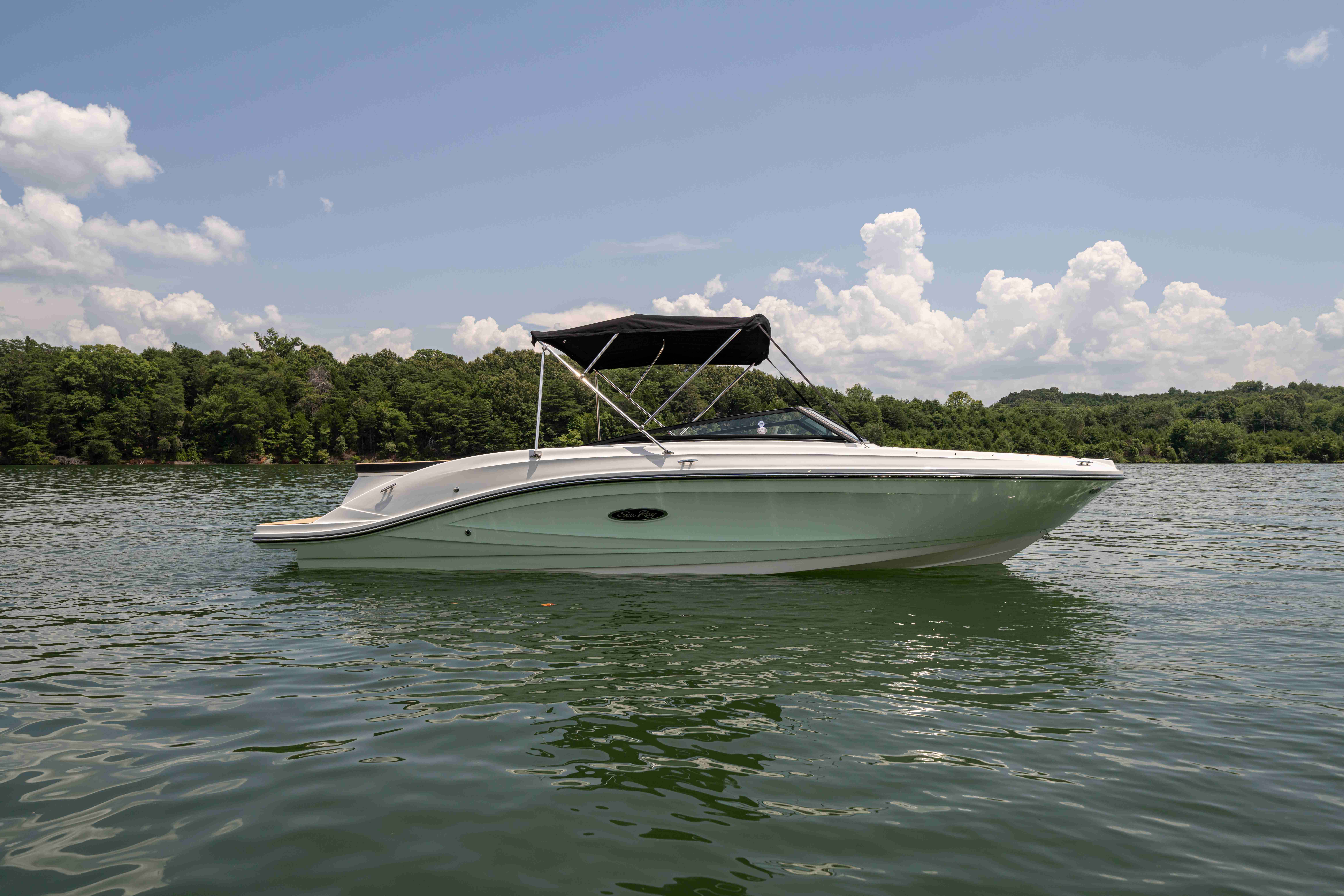 2026 Sea Ray SPX 230-21